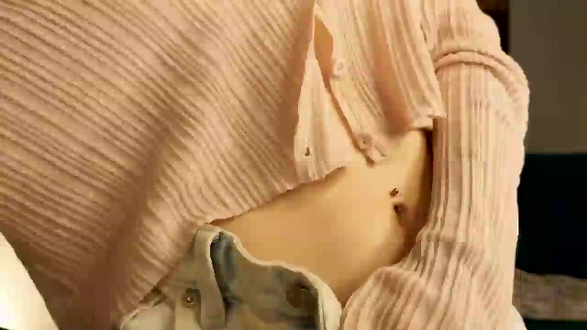 Gallery image thumbnail from Ambientmoon's myfreecams stream on, 05/26/2026, 21:59 image 13 of 20