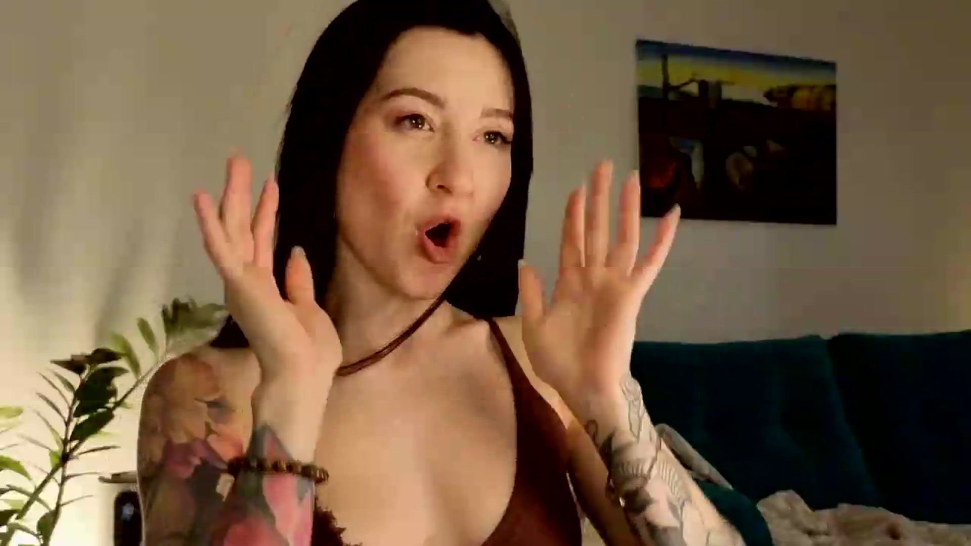Gallery image thumbnail from Ambientmoon's myfreecams stream on, 05/27/2026, 20:06 image 3 of 20