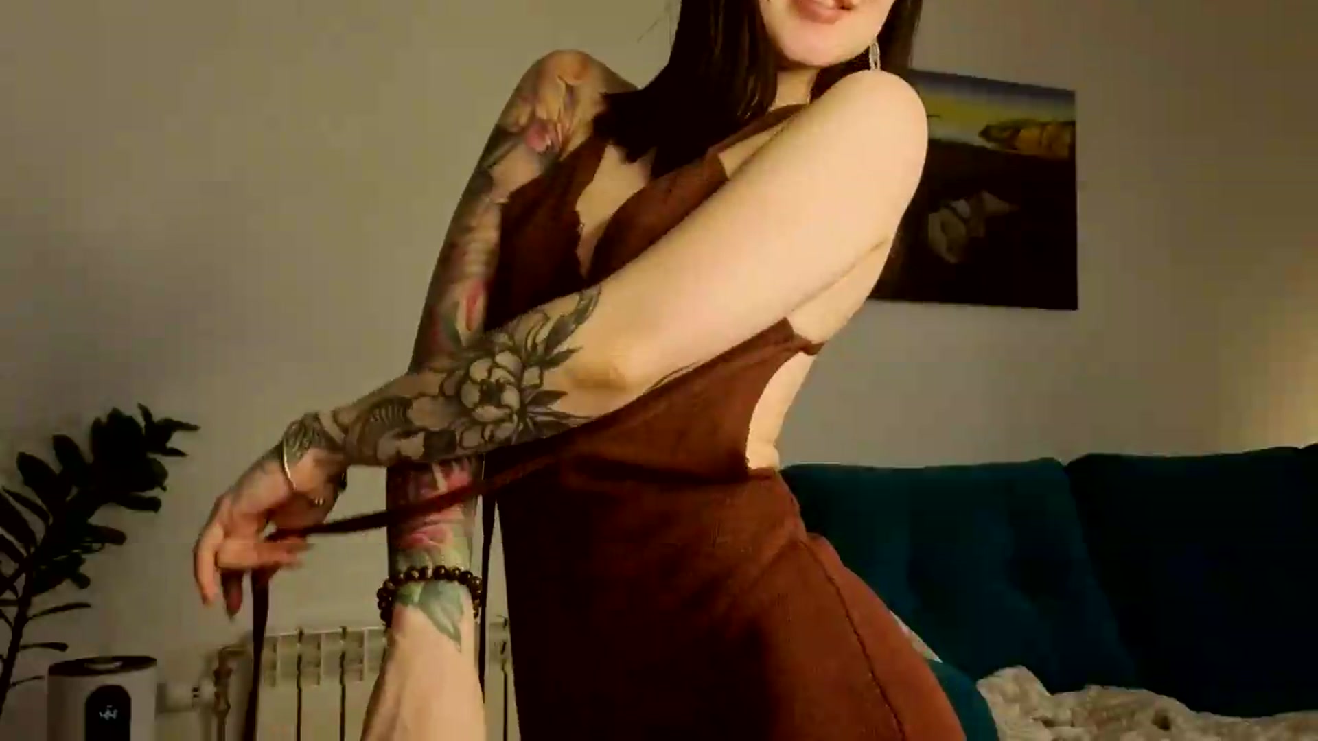 Gallery image thumbnail from Ambientmoon's myfreecams stream on, 05/27/2026, 23:59 image 20 of 20