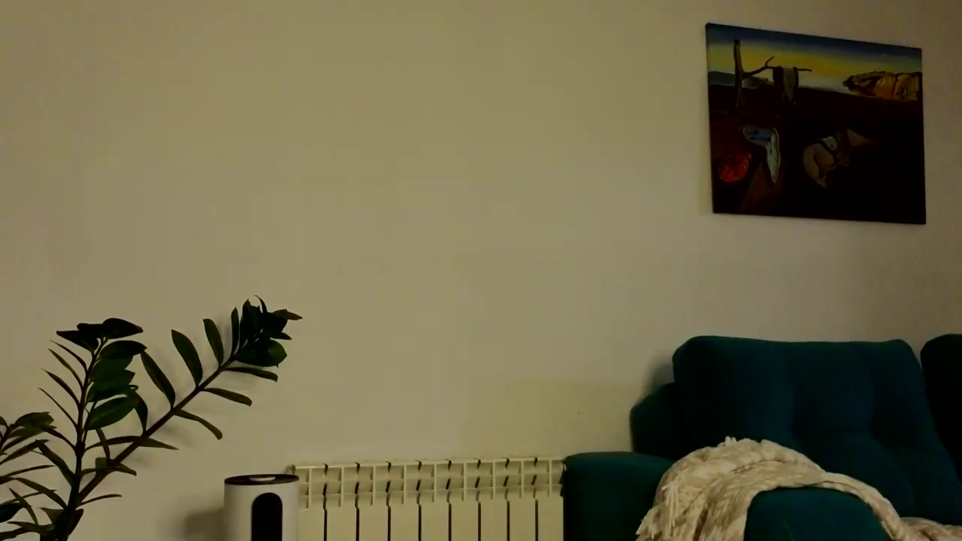 Gallery image thumbnail from Ambientmoon's myfreecams stream on, 05/28/2026, 19:59 image 14 of 20
