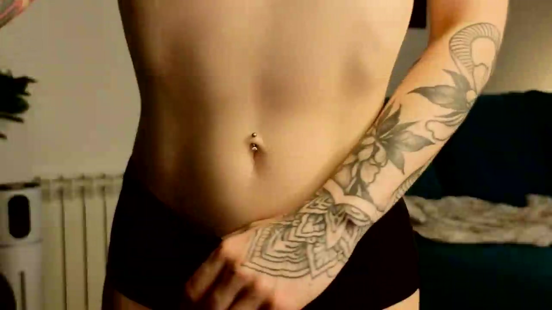 Gallery image thumbnail from Ambientmoon's myfreecams stream on, 05/28/2026, 21:08 image 10 of 20
