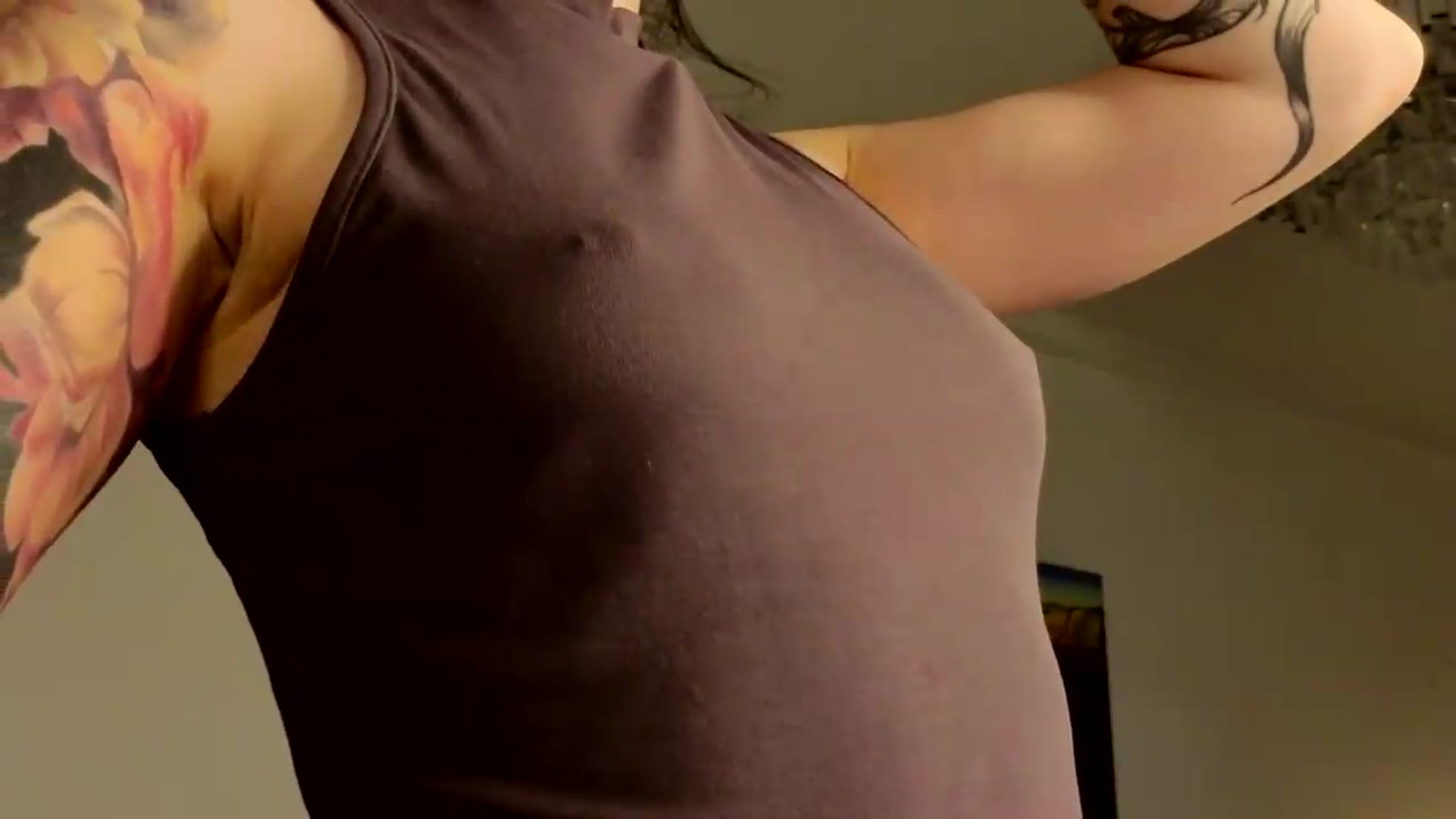 Gallery image thumbnail from Ambientmoon's myfreecams stream on, 05/28/2026, 23:19 image 8 of 20