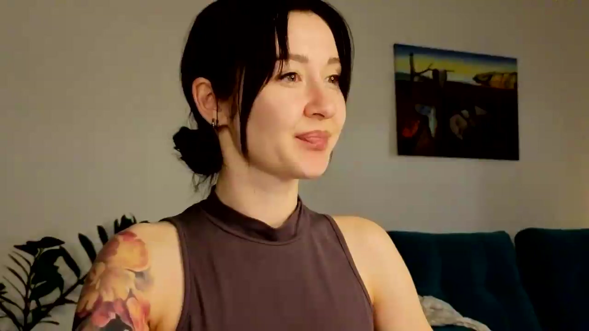 Gallery image thumbnail from Ambientmoon's myfreecams stream on, 05/29/2026, 01:45 image 20 of 20