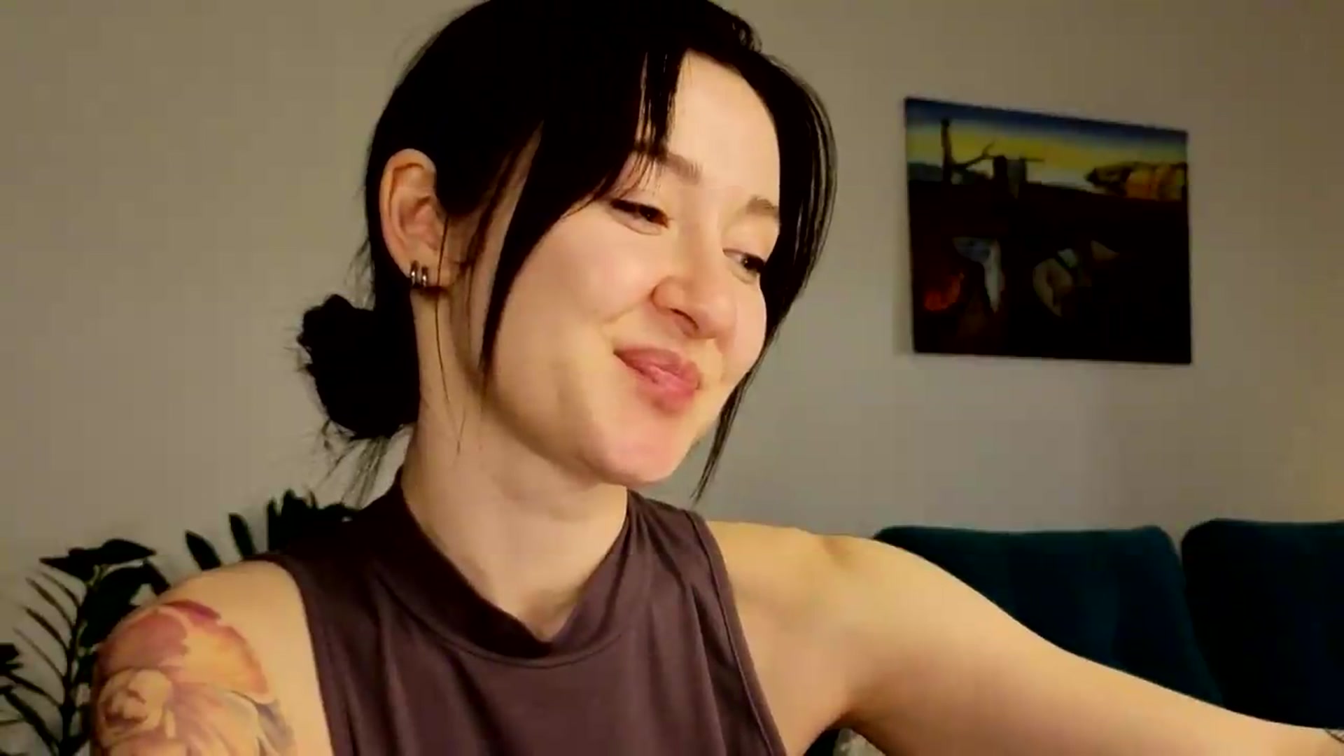 Gallery image thumbnail from Ambientmoon's myfreecams stream on, 05/29/2026, 01:45 image 20 of 20