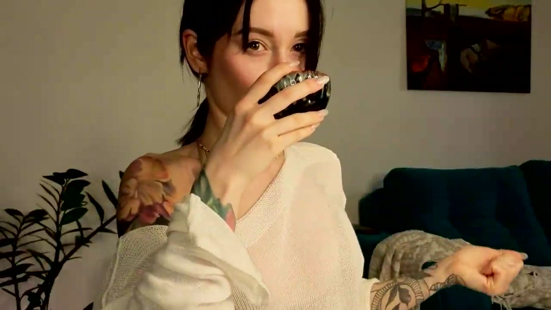 Gallery image thumbnail from Ambientmoon's myfreecams stream on, 05/30/2026, 20:31 image 10 of 20