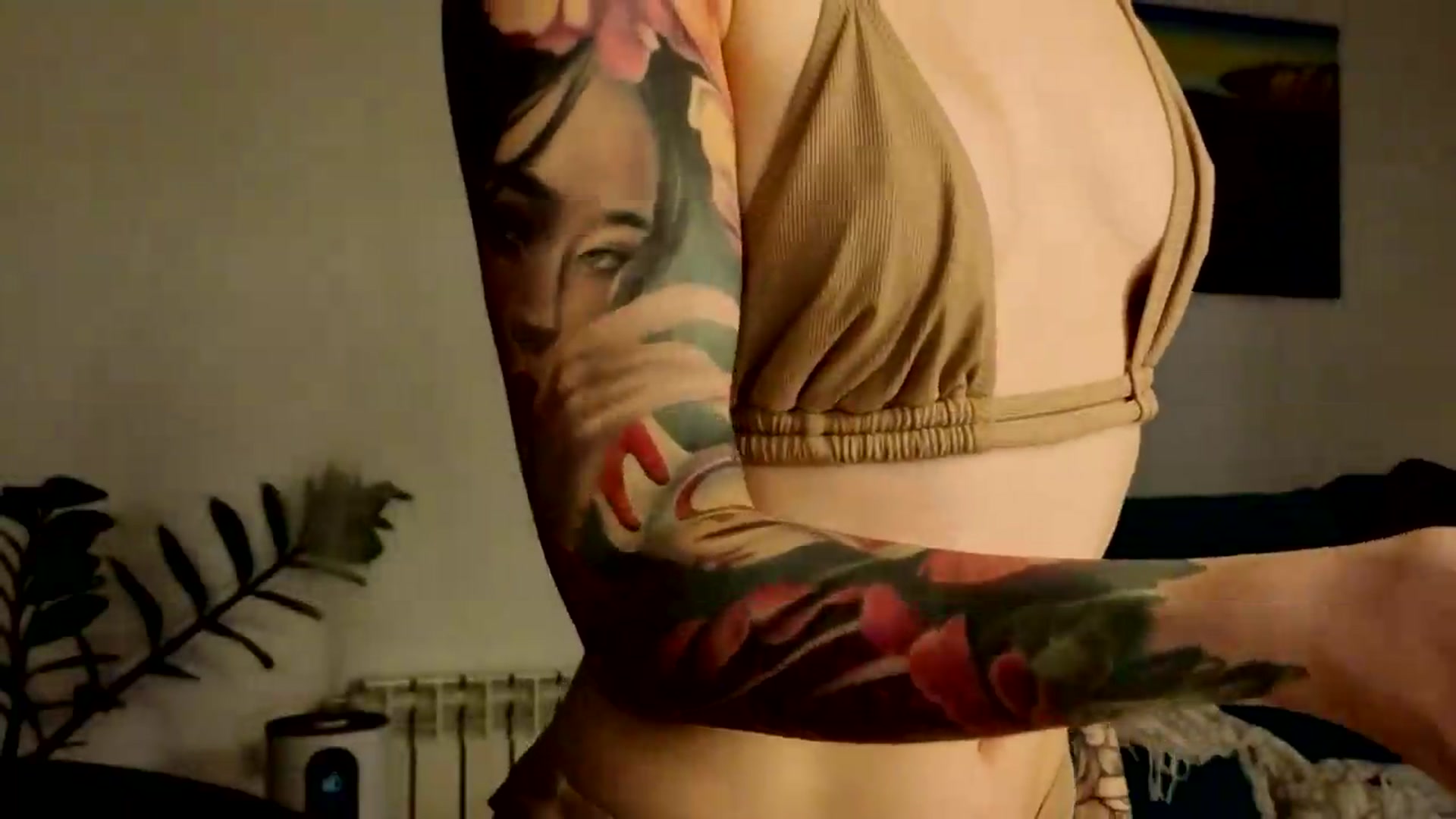 Gallery image thumbnail from Ambientmoon's myfreecams stream on, 05/30/2026, 23:51 image 19 of 20