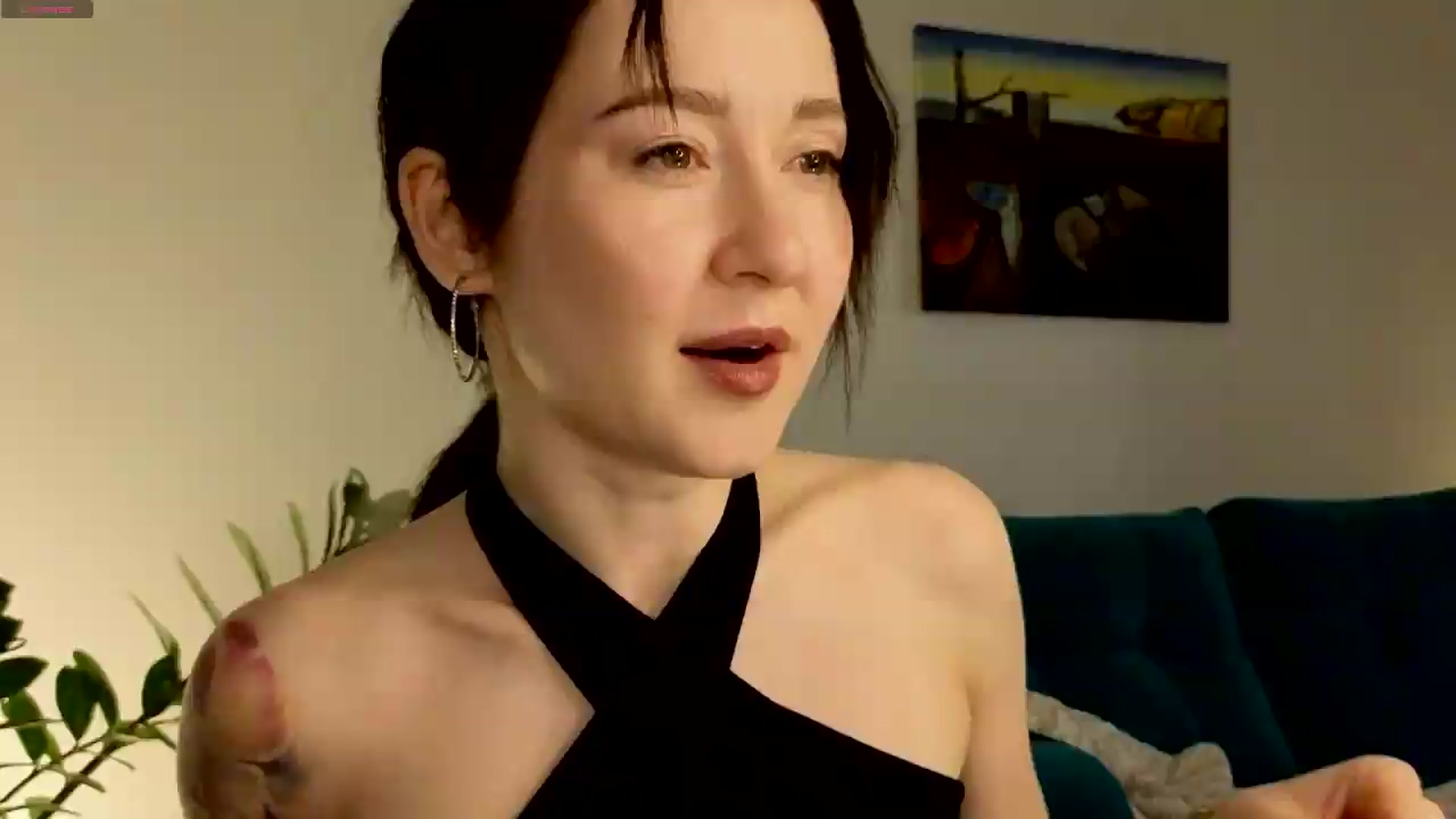Gallery image thumbnail from Ambientmoon's myfreecams stream on, 06/01/2026, 16:50 image 7 of 20