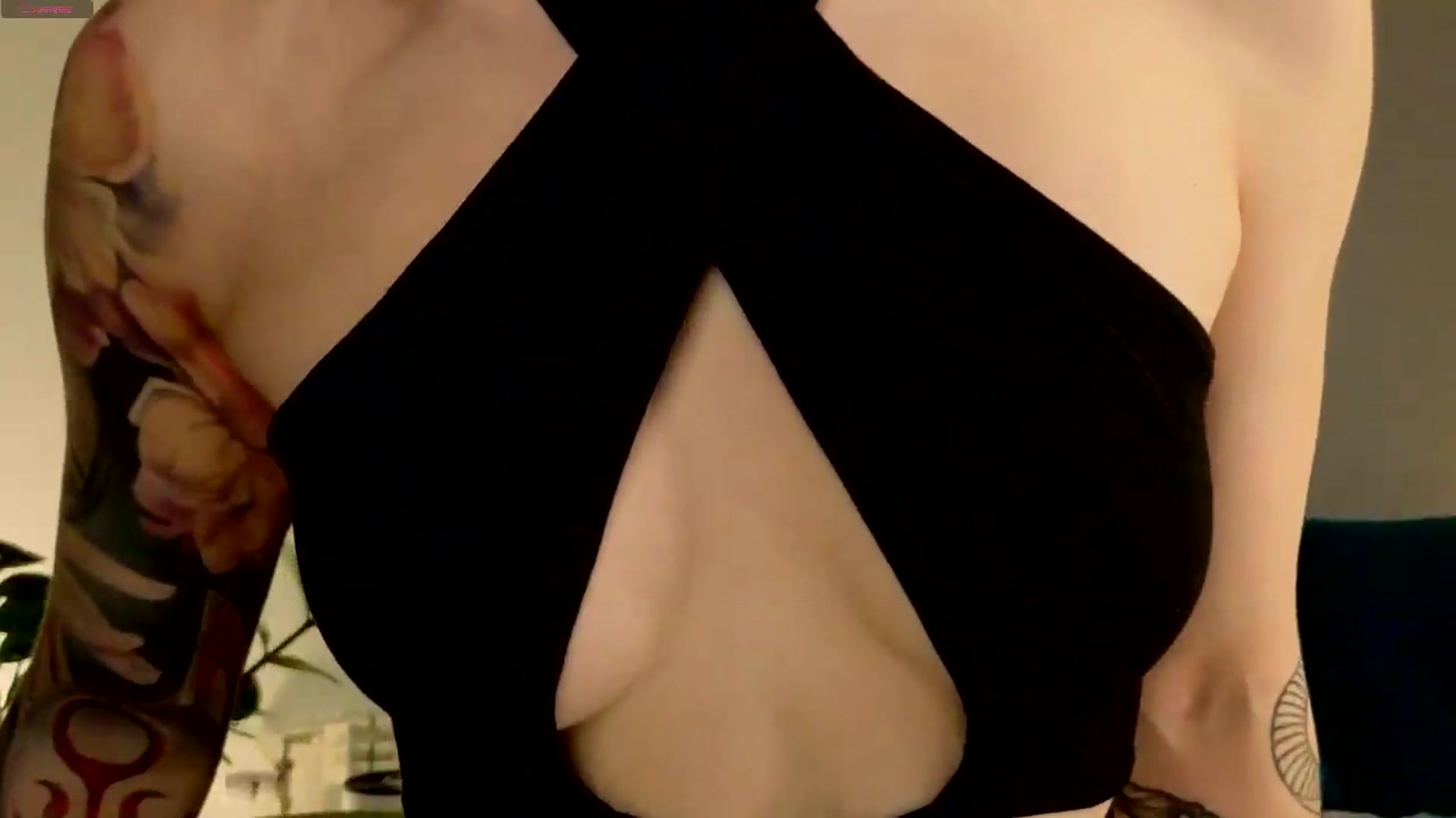 Gallery image thumbnail from Ambientmoon's myfreecams stream on, 06/01/2026, 16:50 image 12 of 20
