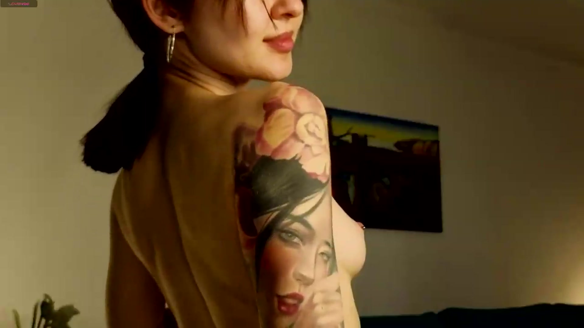 Gallery image thumbnail from Ambientmoon's myfreecams stream on, 06/01/2026, 20:50 image 15 of 20