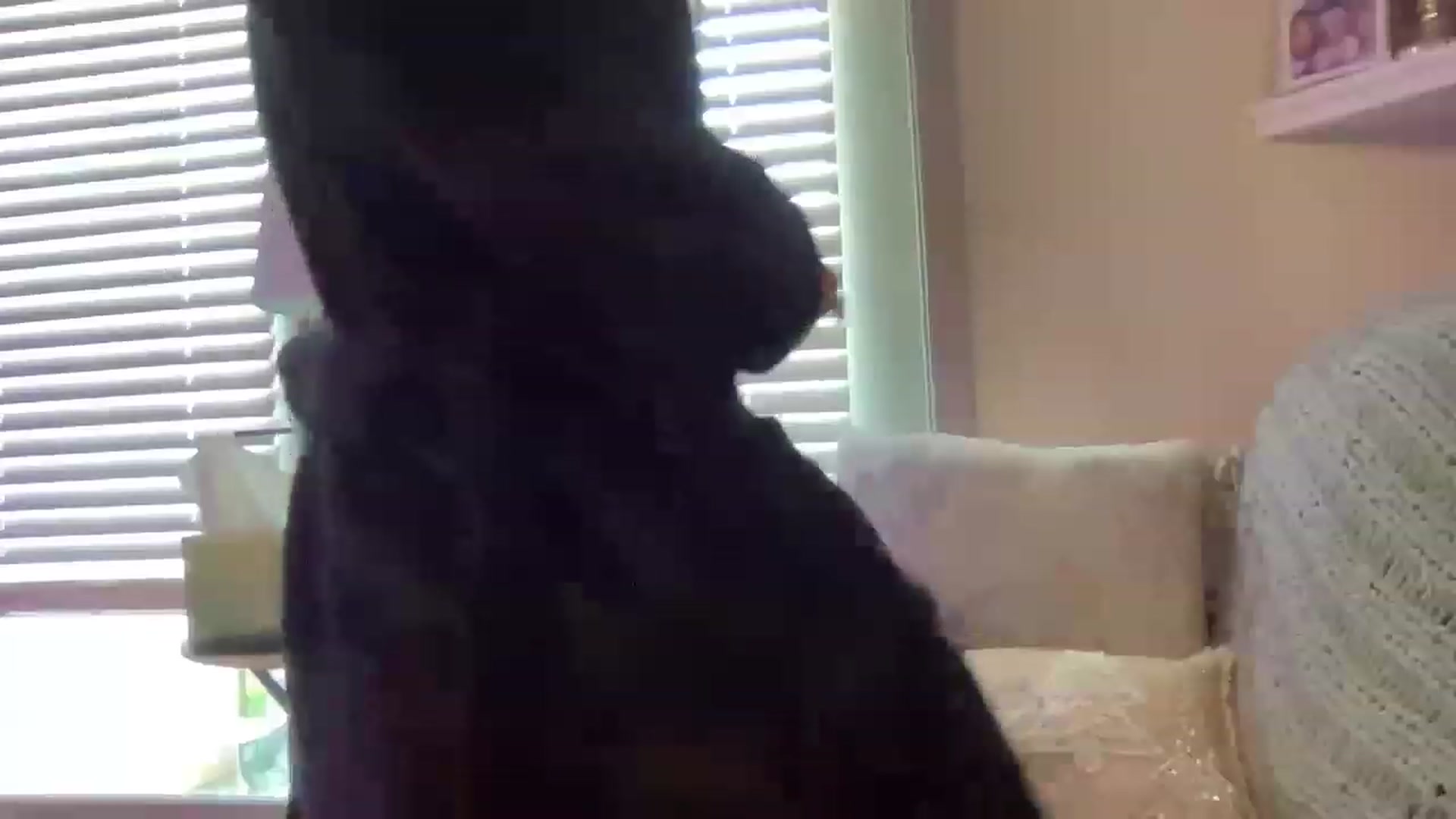 Gallery image thumbnail from AmbitiousTina's myfreecams stream on, 11/21/2022, 21:58 image 15 of 20