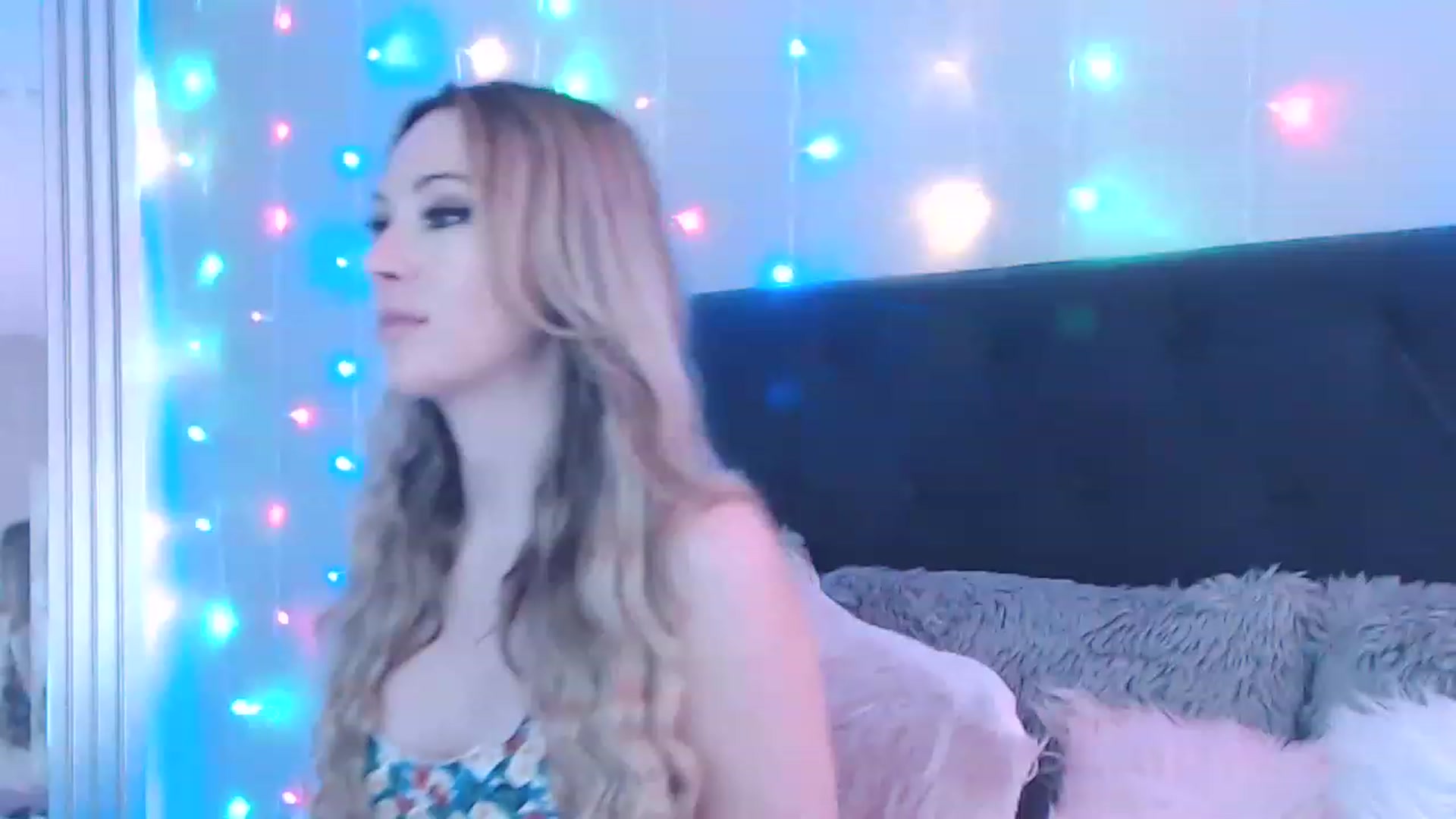 Gallery image thumbnail from AmbriTaylor's myfreecams stream on, 07/28/2023, 16:14 image 8 of 20