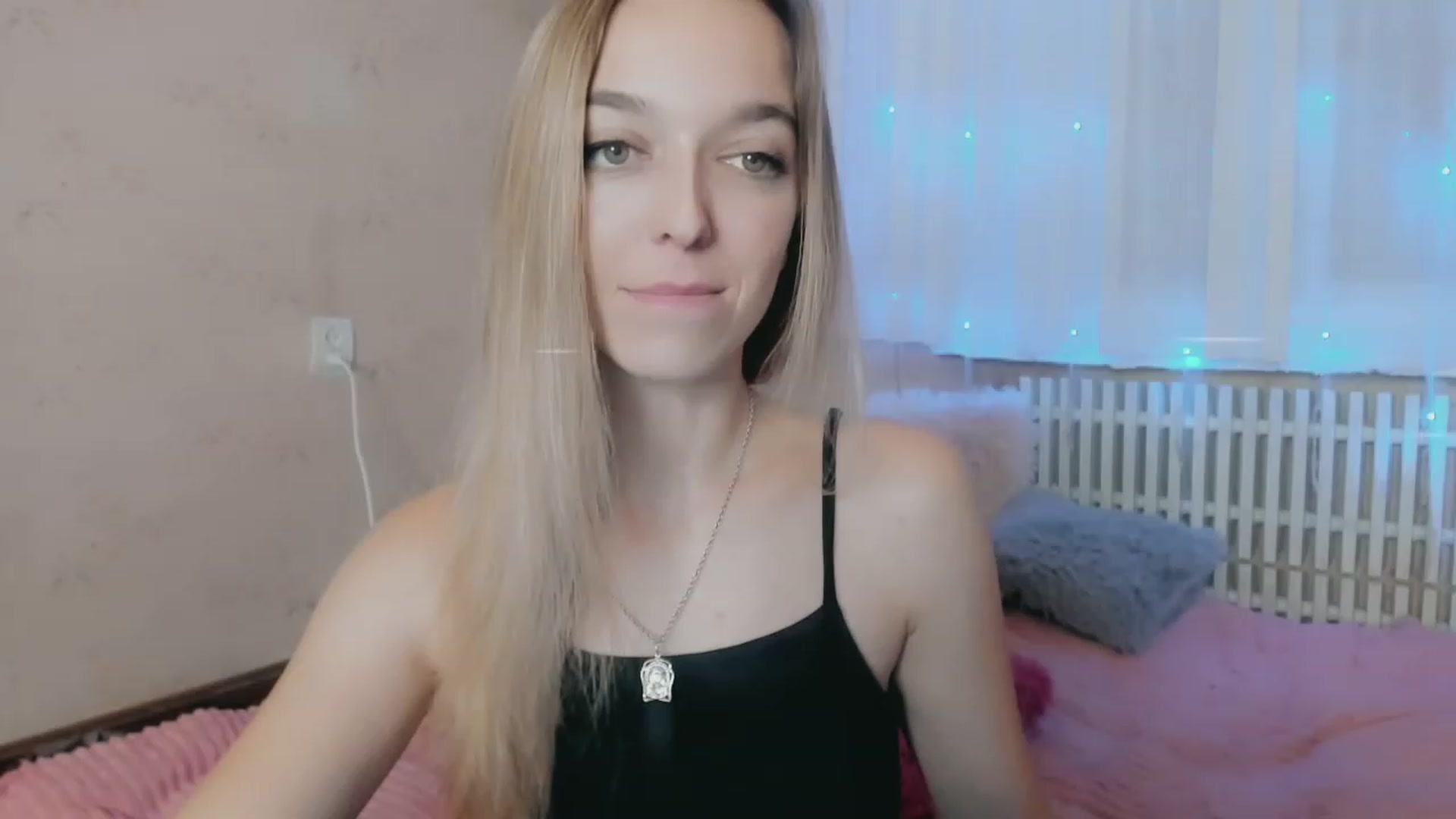 Gallery image thumbnail from Ambri_Lili's myfreecams stream on, 11/18/2022, 06:49 image 20 of 20