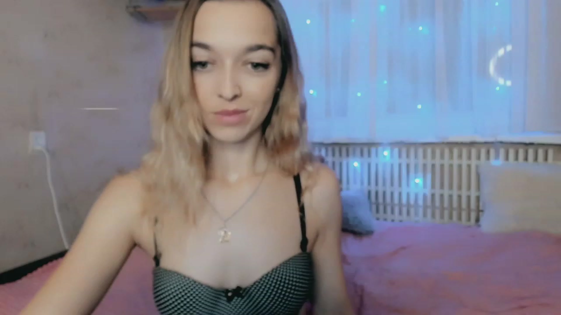 Gallery image thumbnail from Ambri_Lili's myfreecams stream on, 11/22/2022, 04:46 image 11 of 20