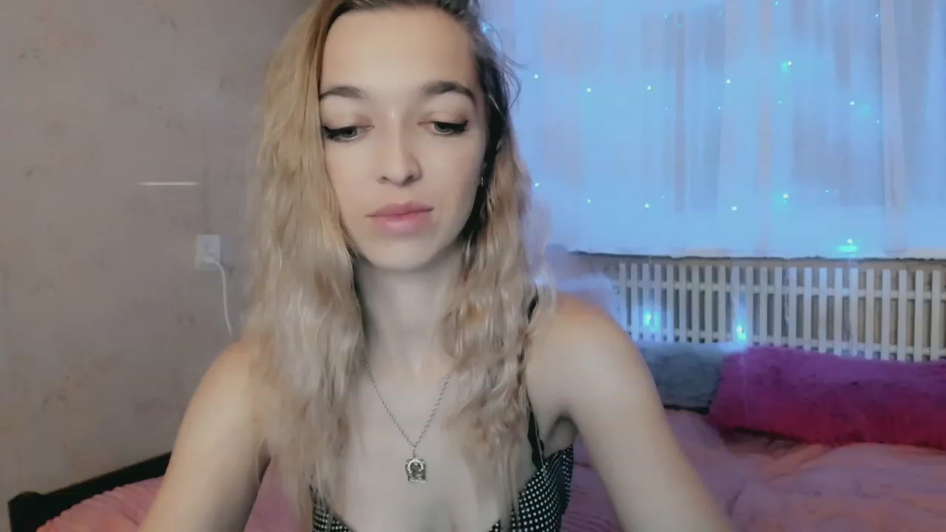 Gallery image thumbnail from Ambri_Lili's myfreecams stream on, 11/22/2022, 04:46 image 5 of 20