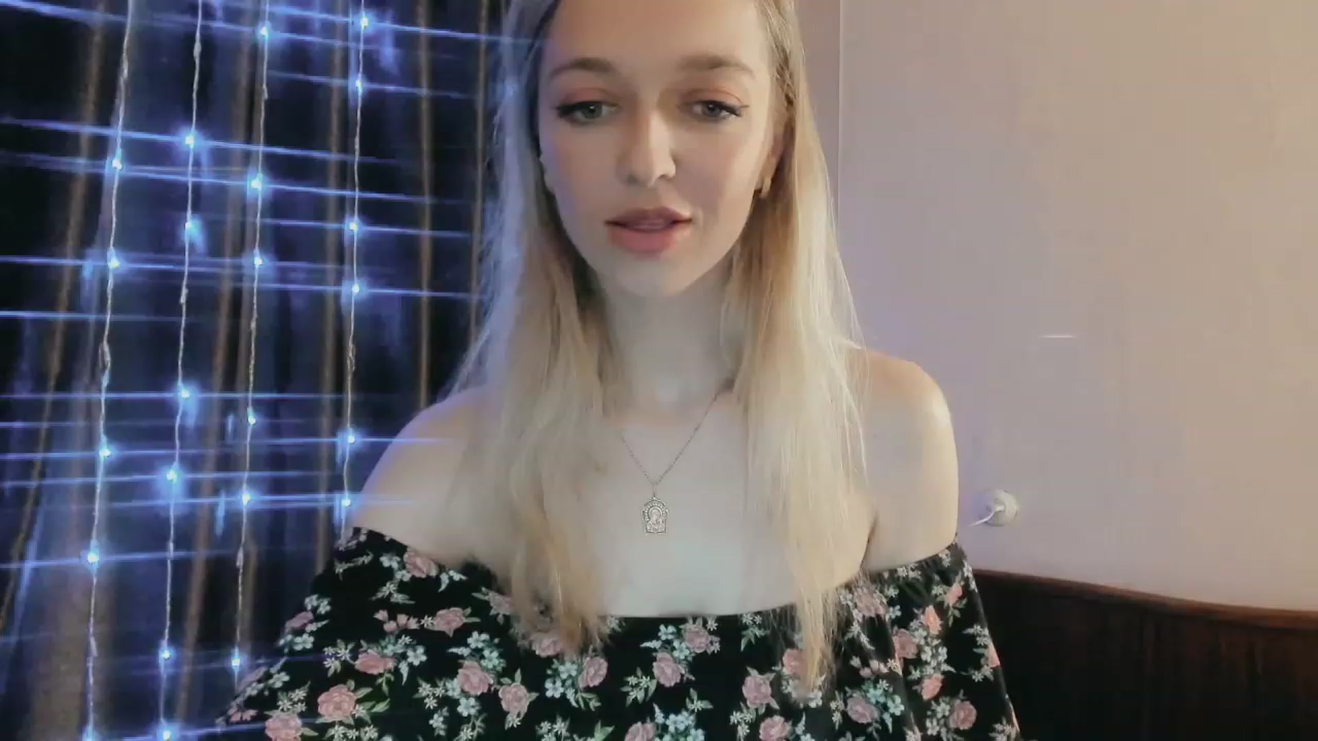 Gallery image thumbnail from Ambri_Lili's myfreecams stream on, 04/02/2023, 16:25 image 7 of 20