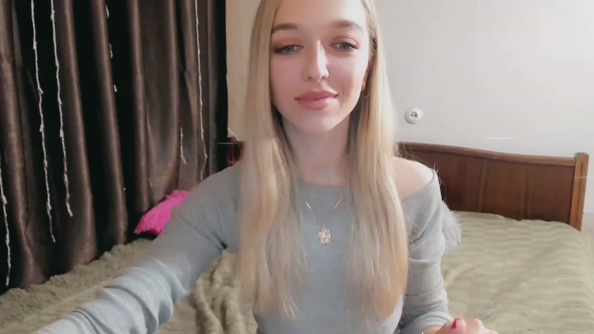 Gallery image thumbnail from Ambri_Lili's myfreecams stream on, 04/09/2023, 16:22 image 19 of 20