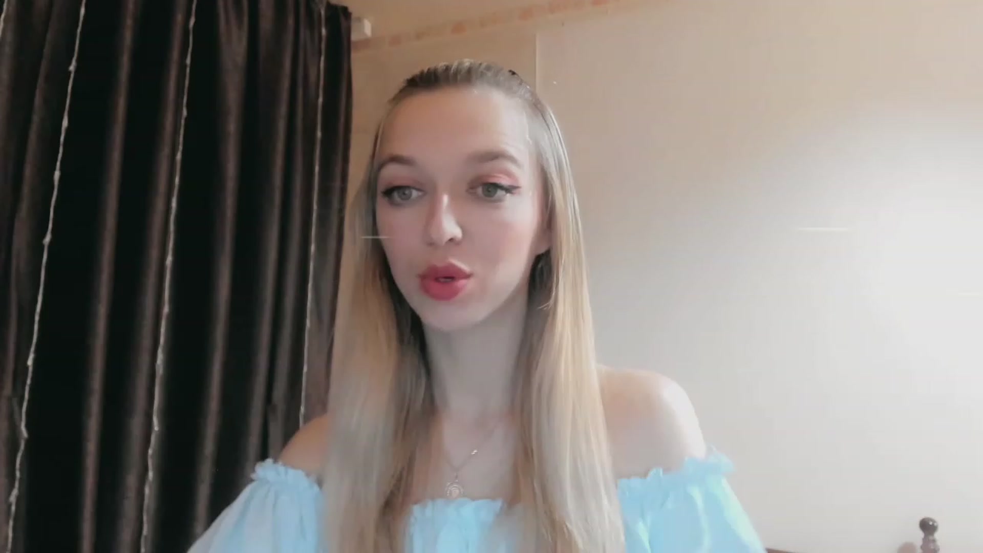 Gallery image thumbnail from Ambri_Lili's myfreecams stream on, 04/19/2023, 17:35 image 19 of 20