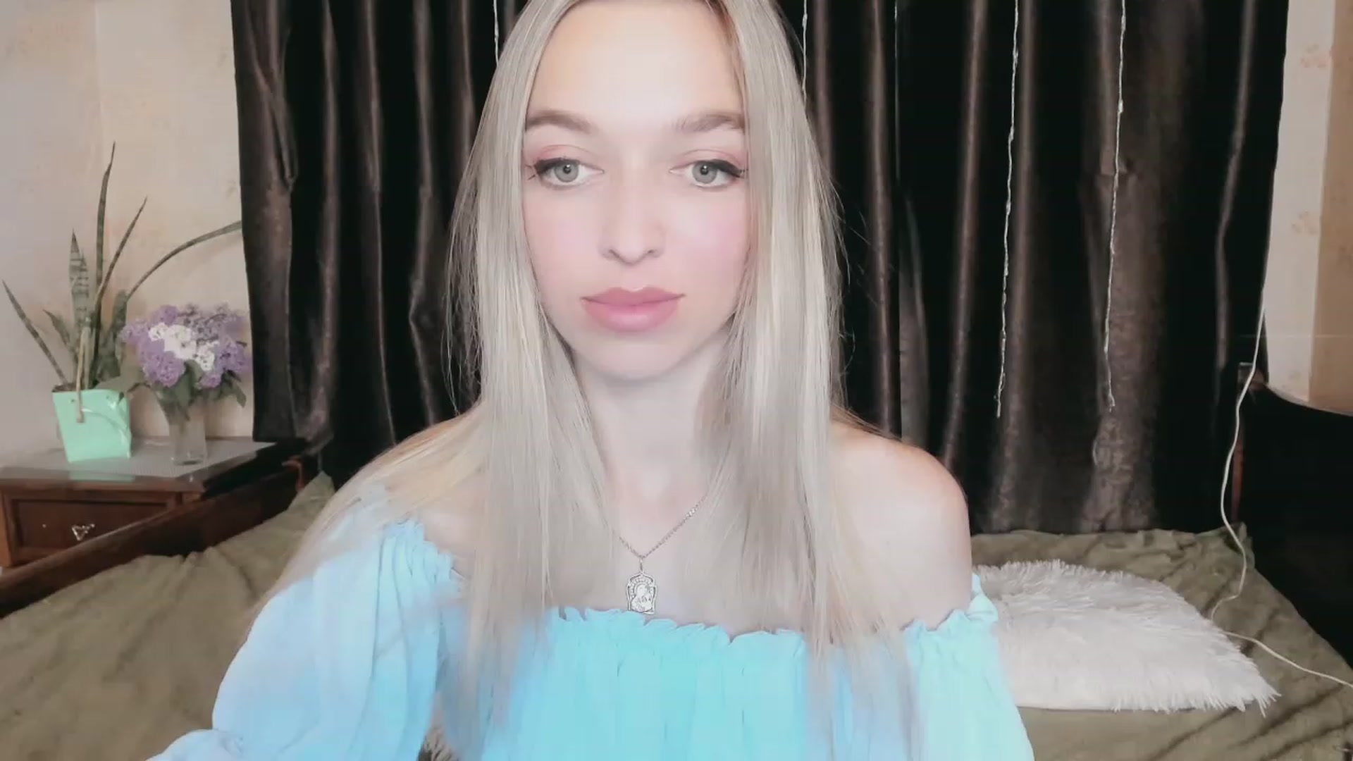 Gallery image thumbnail from Ambri_Lili's myfreecams stream on, 05/11/2023, 16:13 image 11 of 20