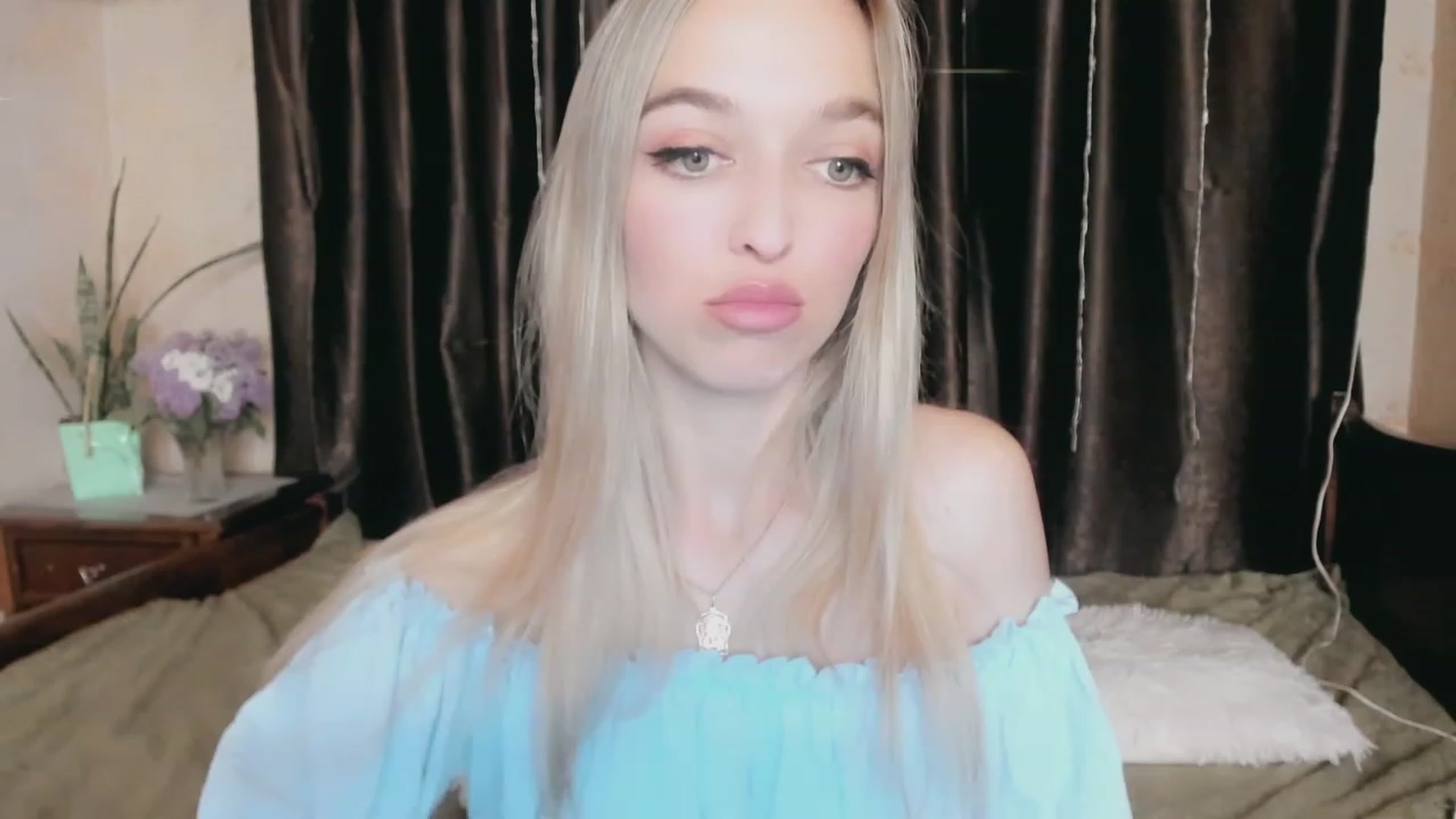 Gallery image thumbnail from Ambri_Lili's myfreecams stream on, 05/11/2023, 16:13 image 13 of 20