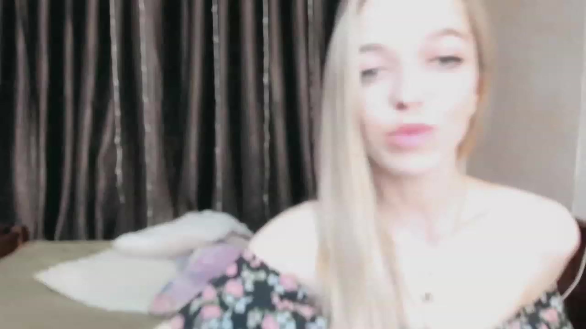 Gallery image thumbnail from Ambri_Lili's myfreecams stream on, 05/21/2023, 18:52 image 2 of 20
