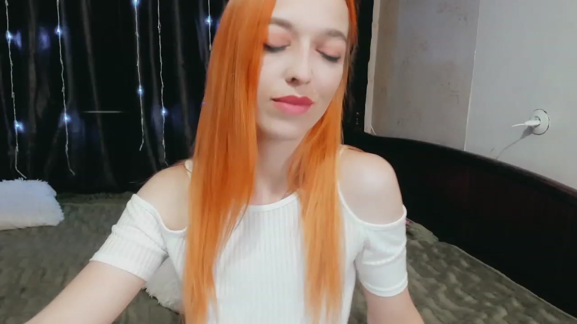 Gallery image thumbnail from Ambri_Lili's myfreecams stream on, 06/09/2023, 15:06 image 1 of 20