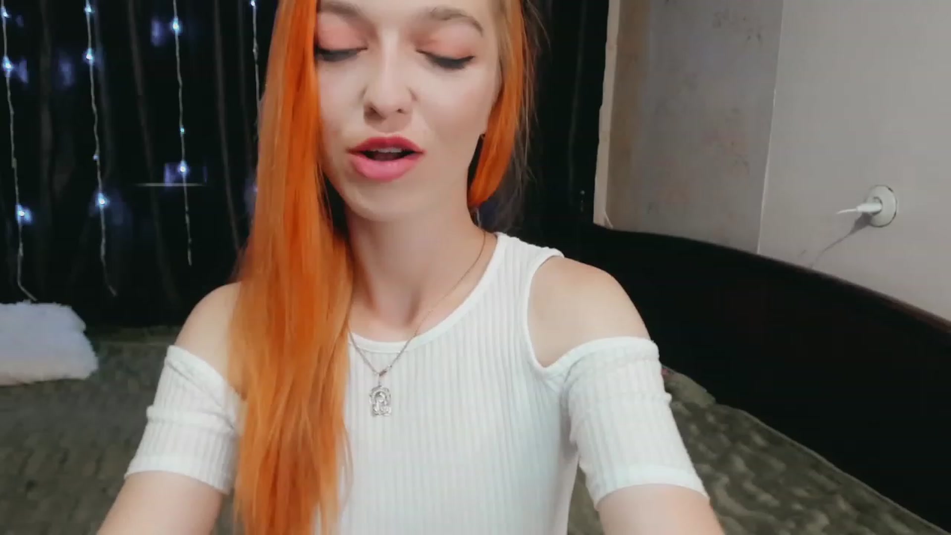Gallery image thumbnail from Ambri_Lili's myfreecams stream on, 06/09/2023, 15:06 image 4 of 20