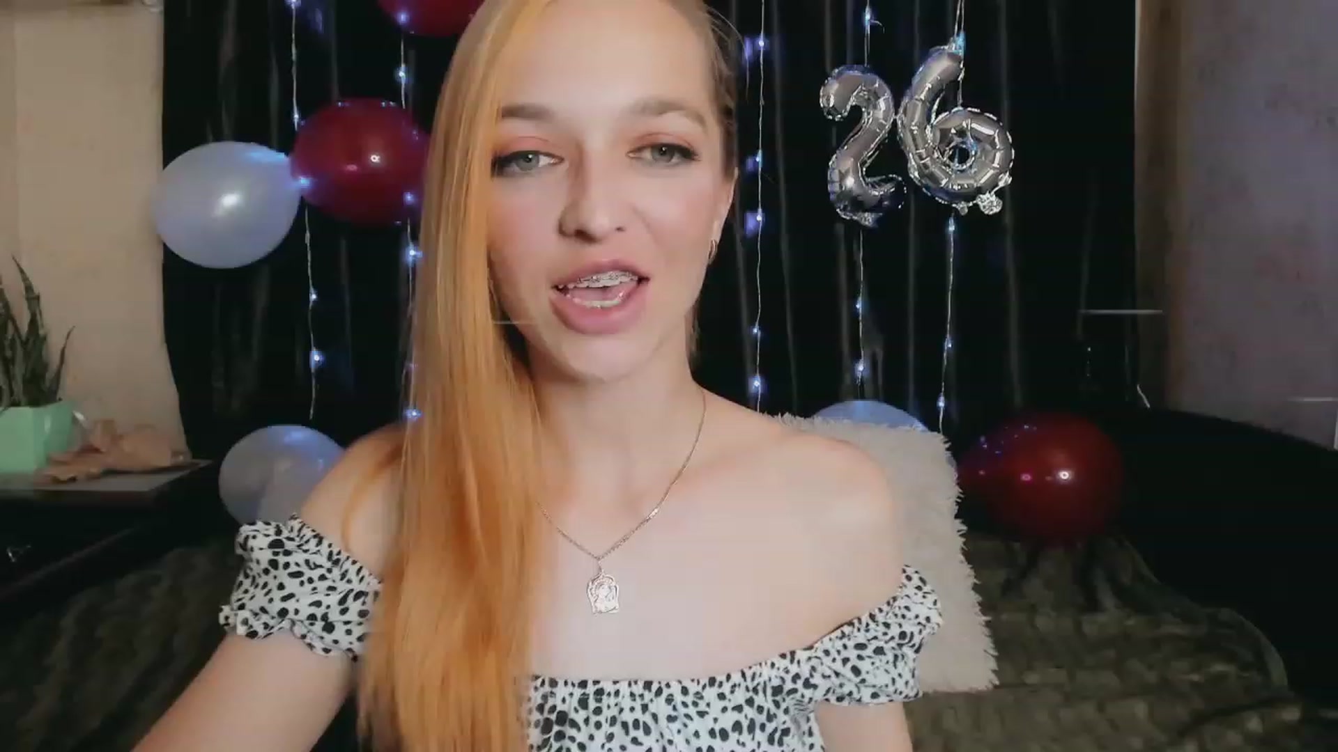 Gallery image thumbnail from Ambri_Lili's myfreecams stream on, 06/12/2023, 19:05 image 17 of 20