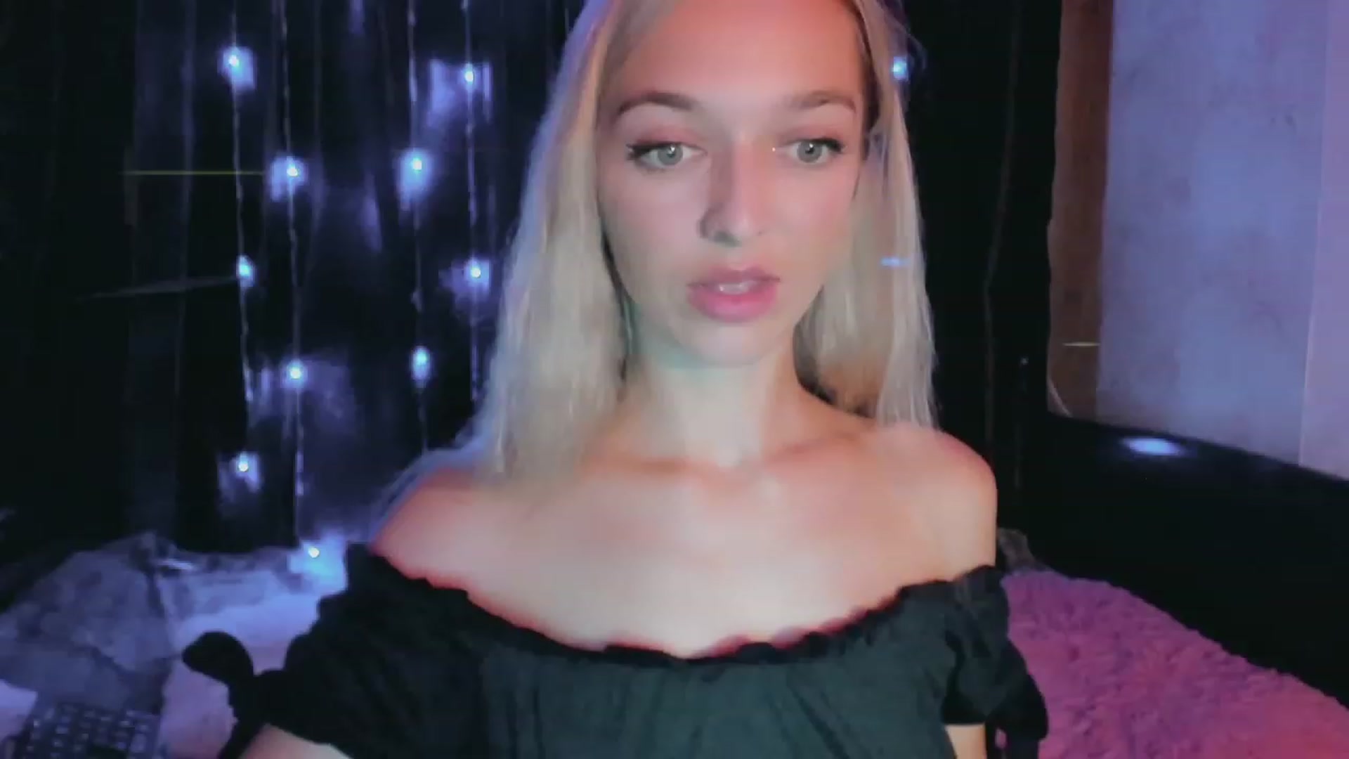 Gallery image thumbnail from Ambri_Lili's myfreecams stream on, 07/29/2023, 14:28 image 20 of 20