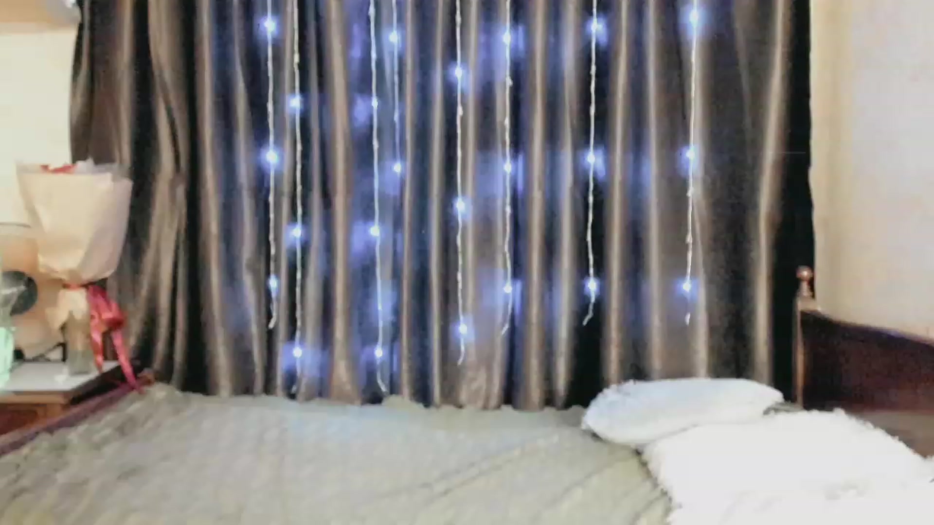 Gallery image thumbnail from Ambri_Lili's myfreecams stream on, 08/13/2023, 03:32 image 17 of 20