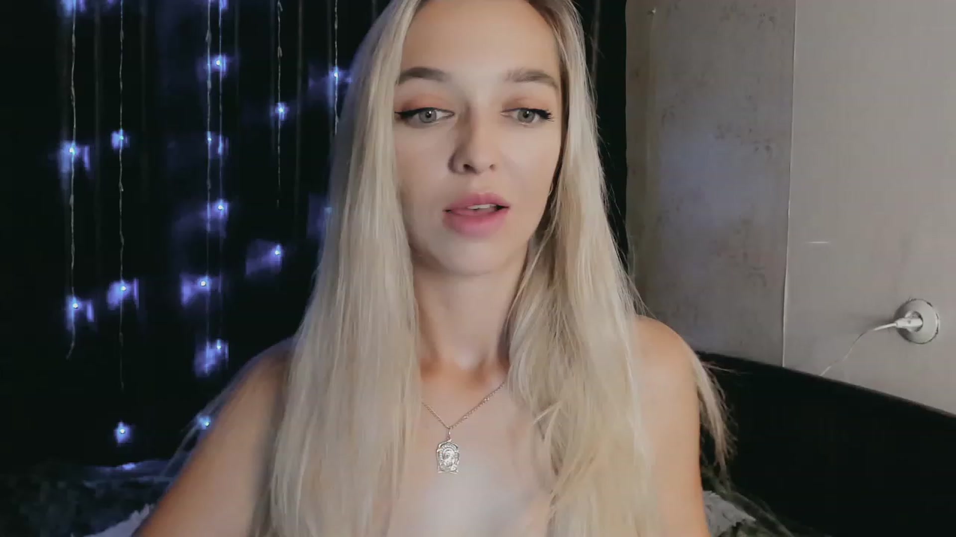 Gallery image thumbnail from Ambri_Lili's myfreecams stream on, 08/30/2023, 05:41 image 13 of 20