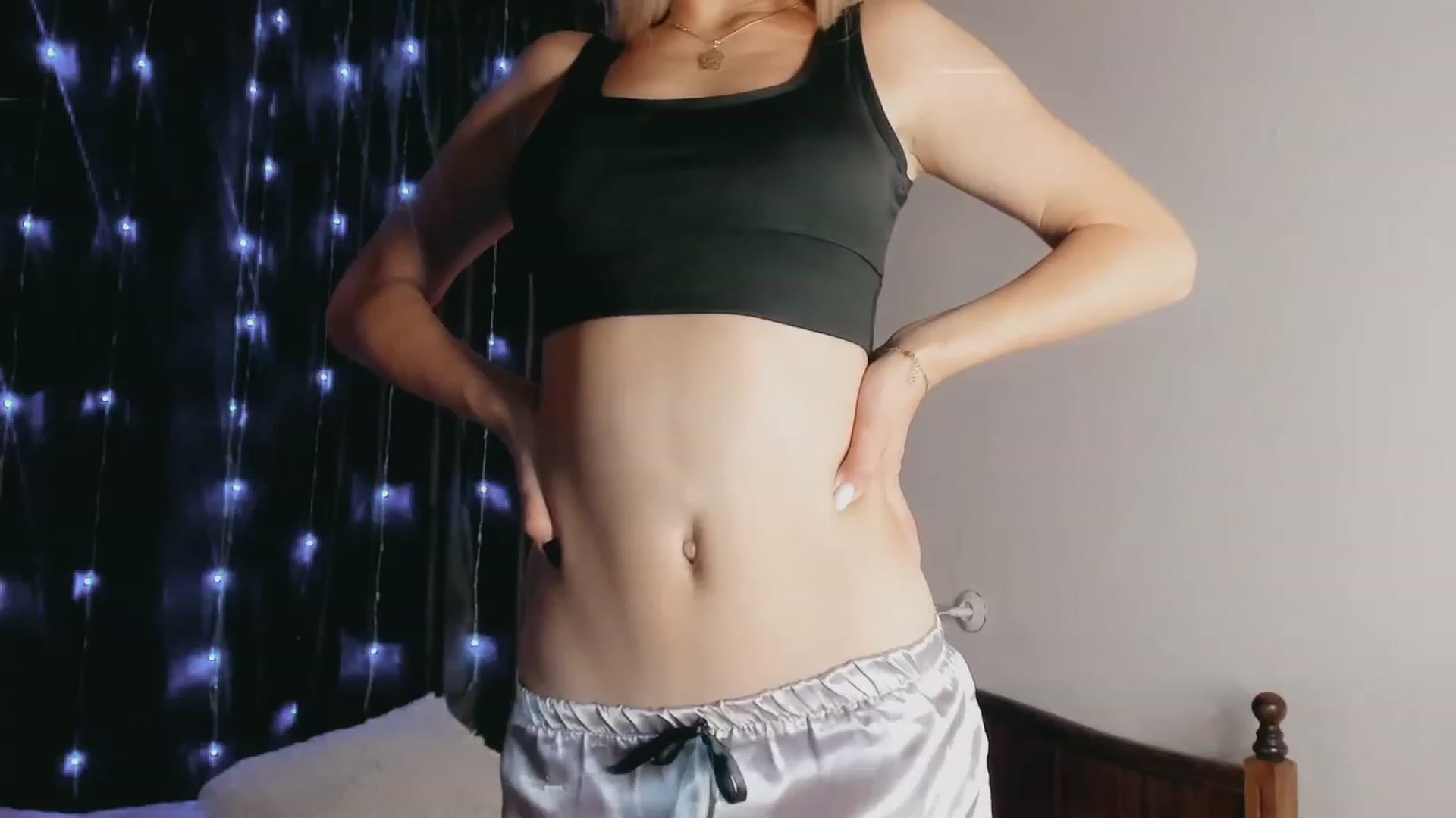 Gallery image thumbnail from Ambri_Lili's myfreecams stream on, 09/04/2023, 05:30 image 18 of 20