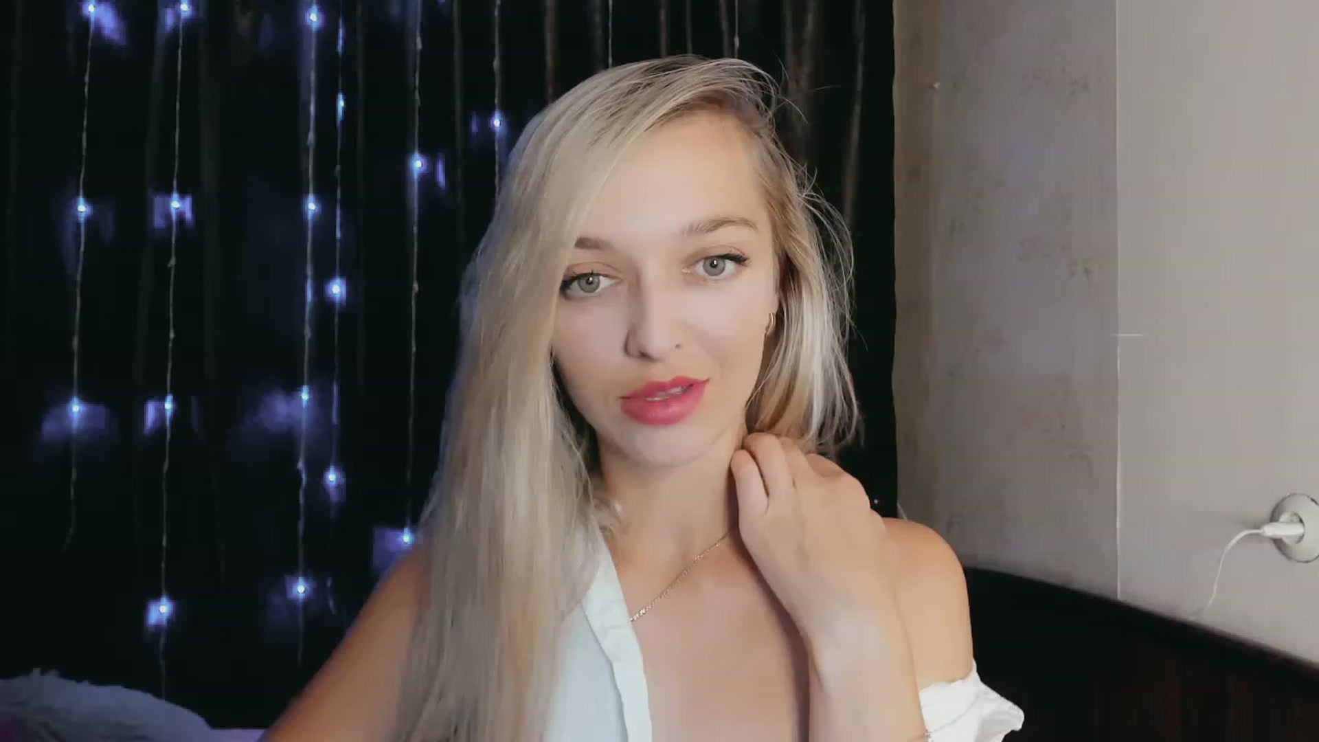 Gallery image thumbnail from Ambri_Lili's myfreecams stream on, 09/07/2023, 15:51 image 1 of 20