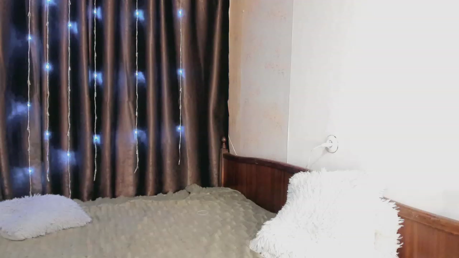 Gallery image thumbnail from Ambri_Lili's myfreecams stream on, 09/11/2023, 15:43 image 20 of 20