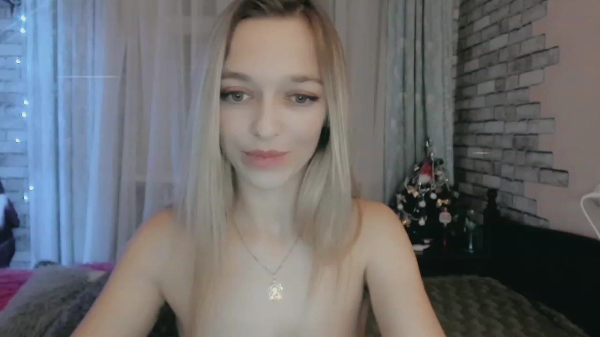 Gallery image thumbnail from Ambri_Lili's myfreecams stream on, 12/24/2023, 18:32 image 15 of 20