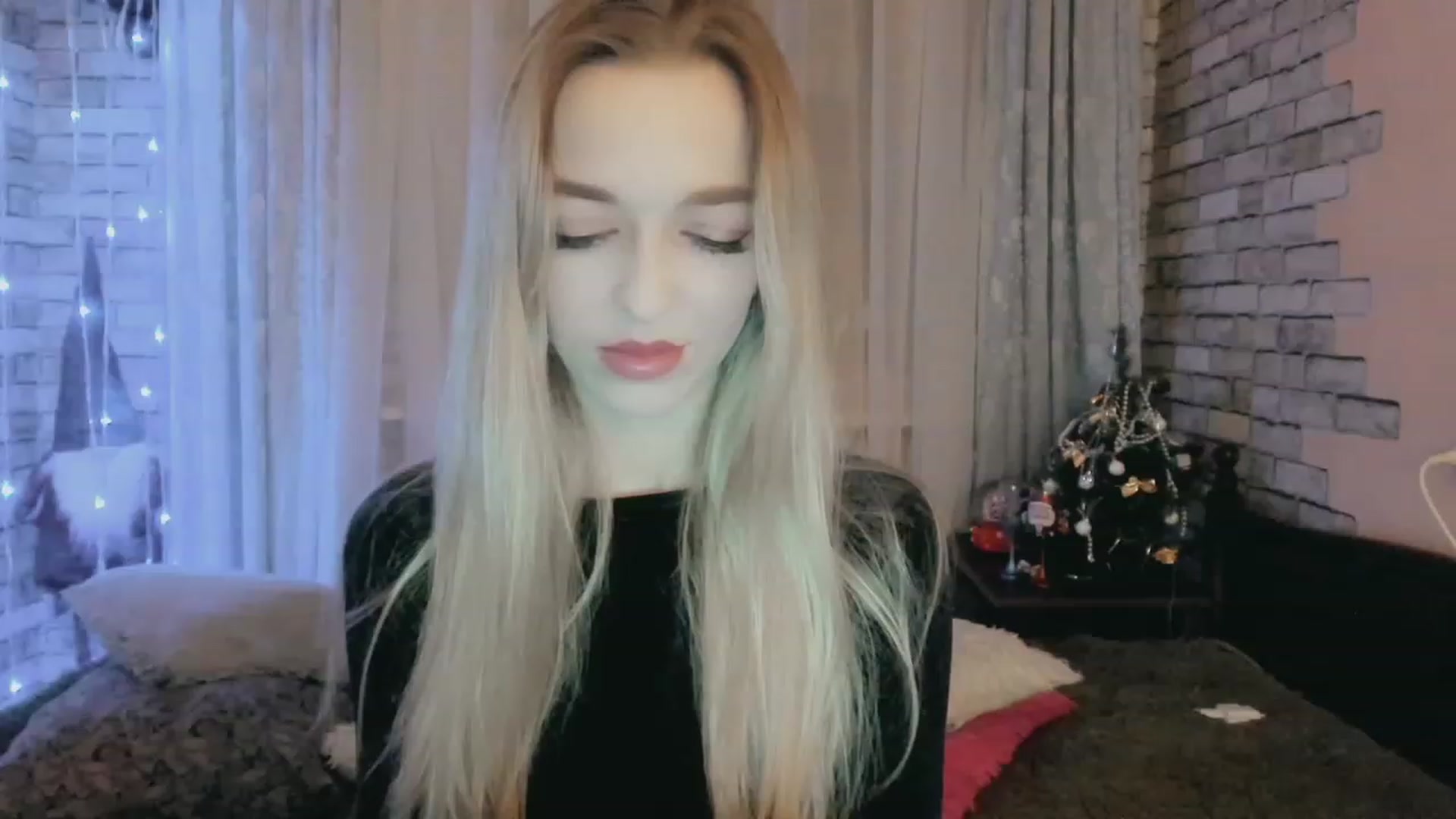 Gallery image thumbnail from Ambri_Lili's myfreecams stream on, 12/31/2023, 15:45 image 1 of 20