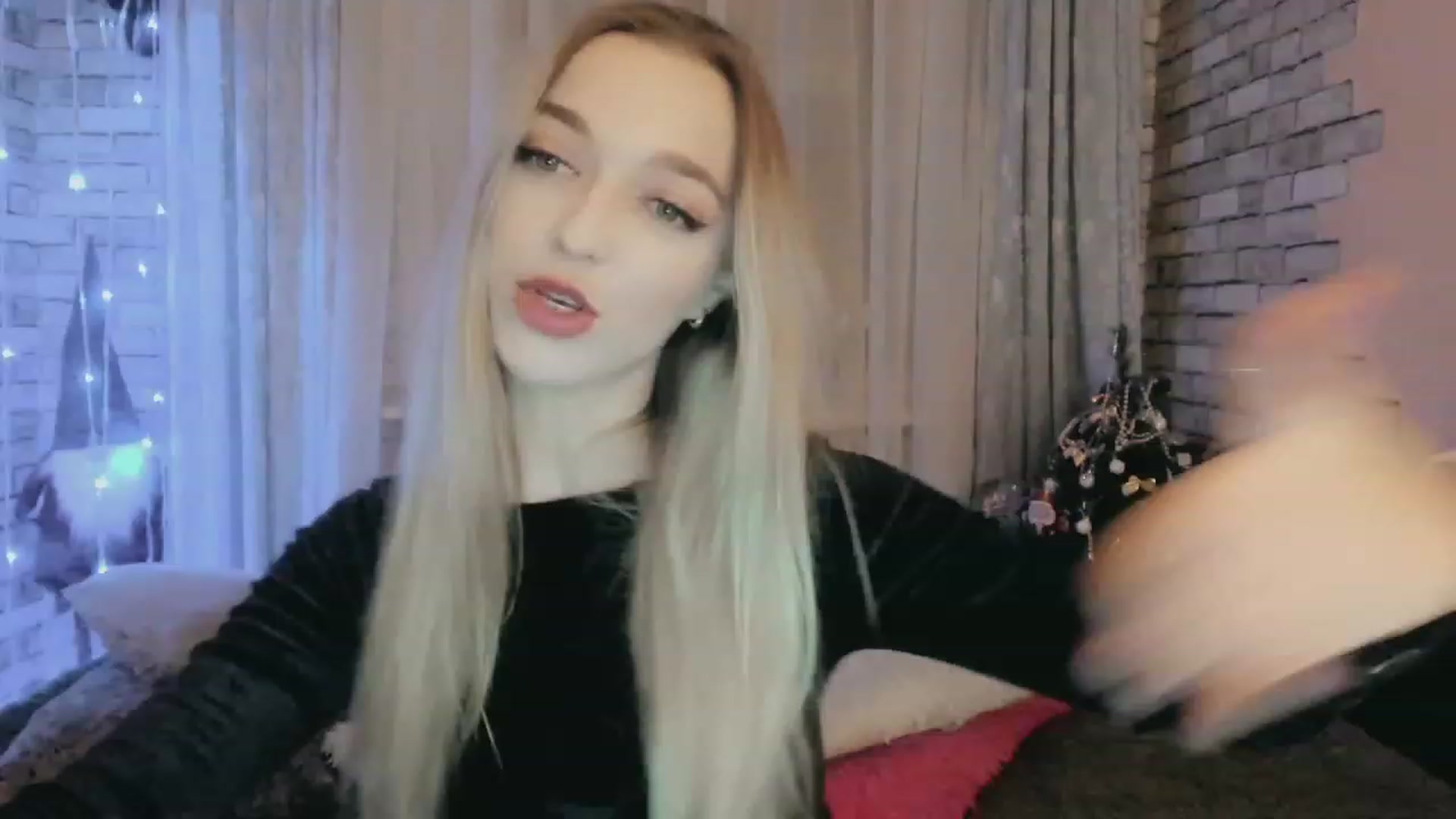 Gallery image thumbnail from Ambri_Lili's myfreecams stream on, 12/31/2023, 15:45 image 6 of 20