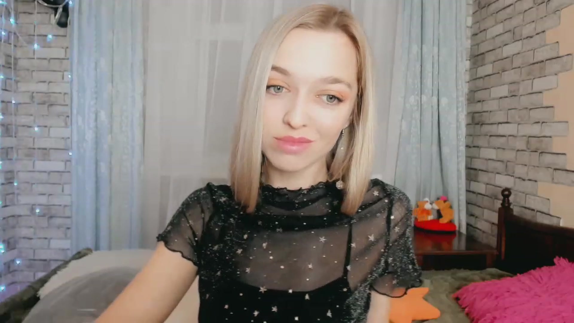 Gallery image thumbnail from Ambri_Lili's myfreecams stream on, 02/20/2024, 17:05 image 12 of 20