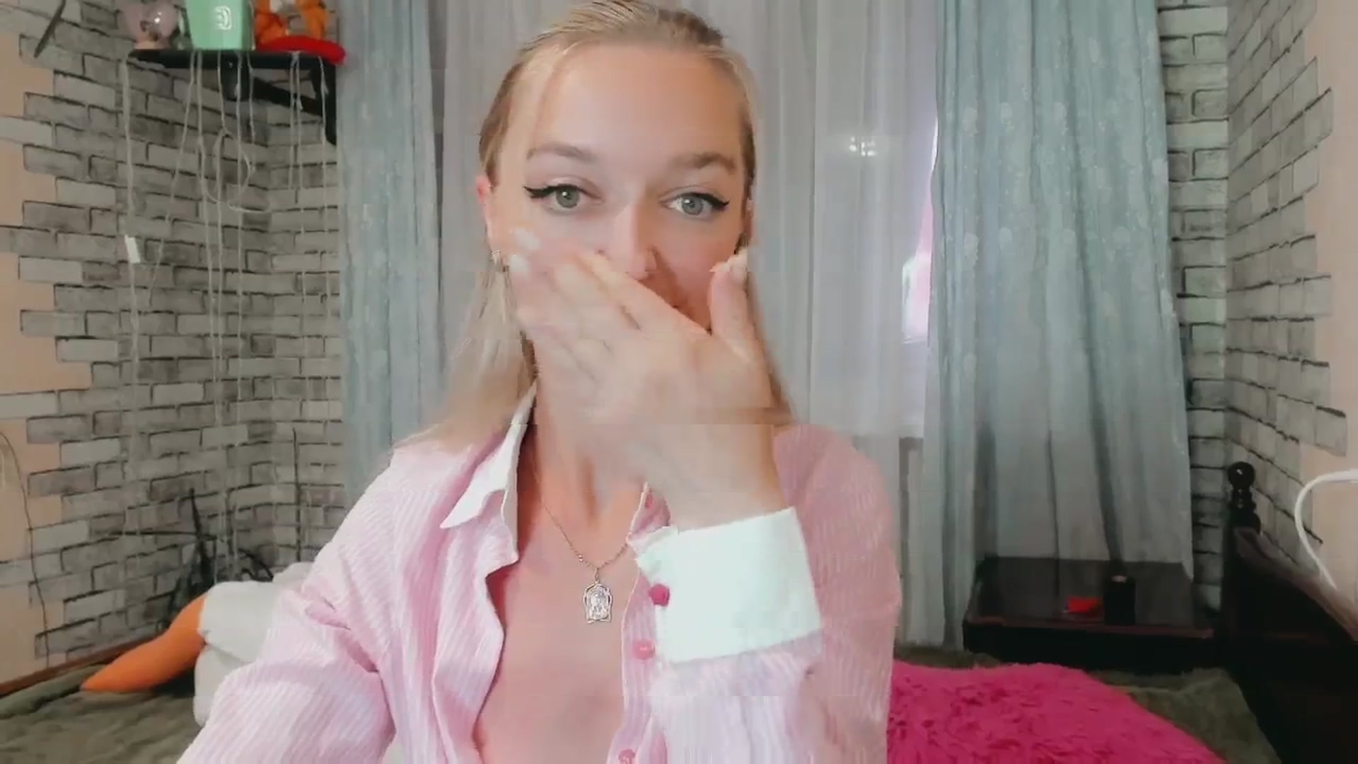 Gallery image thumbnail from Ambri_Lili's myfreecams stream on, 06/06/2024, 12:32 image 4 of 20