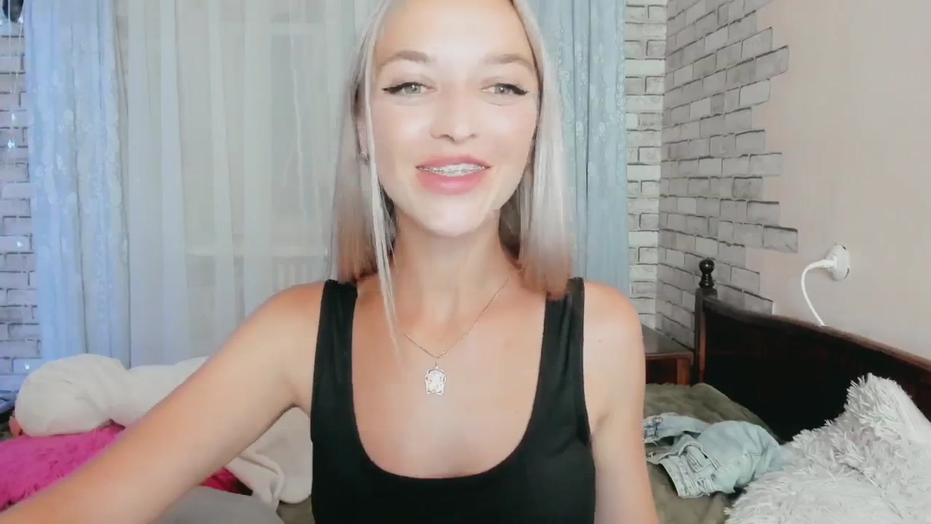 Gallery image thumbnail from Ambri_Lili's myfreecams stream on, 06/11/2024, 20:32 image 7 of 20