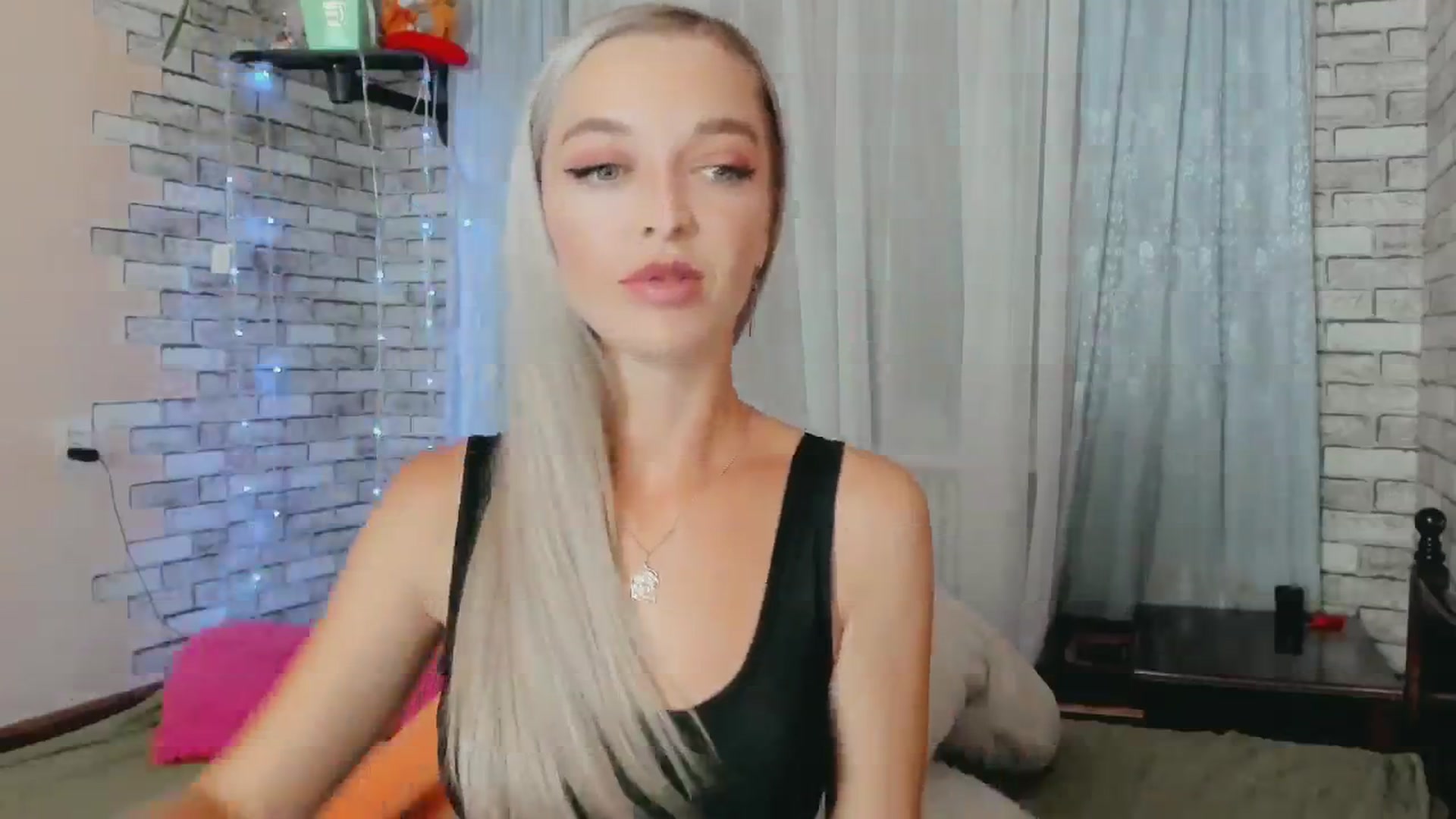 Gallery image thumbnail from Ambri_Lili's myfreecams stream on, 06/24/2024, 19:38 image 3 of 20