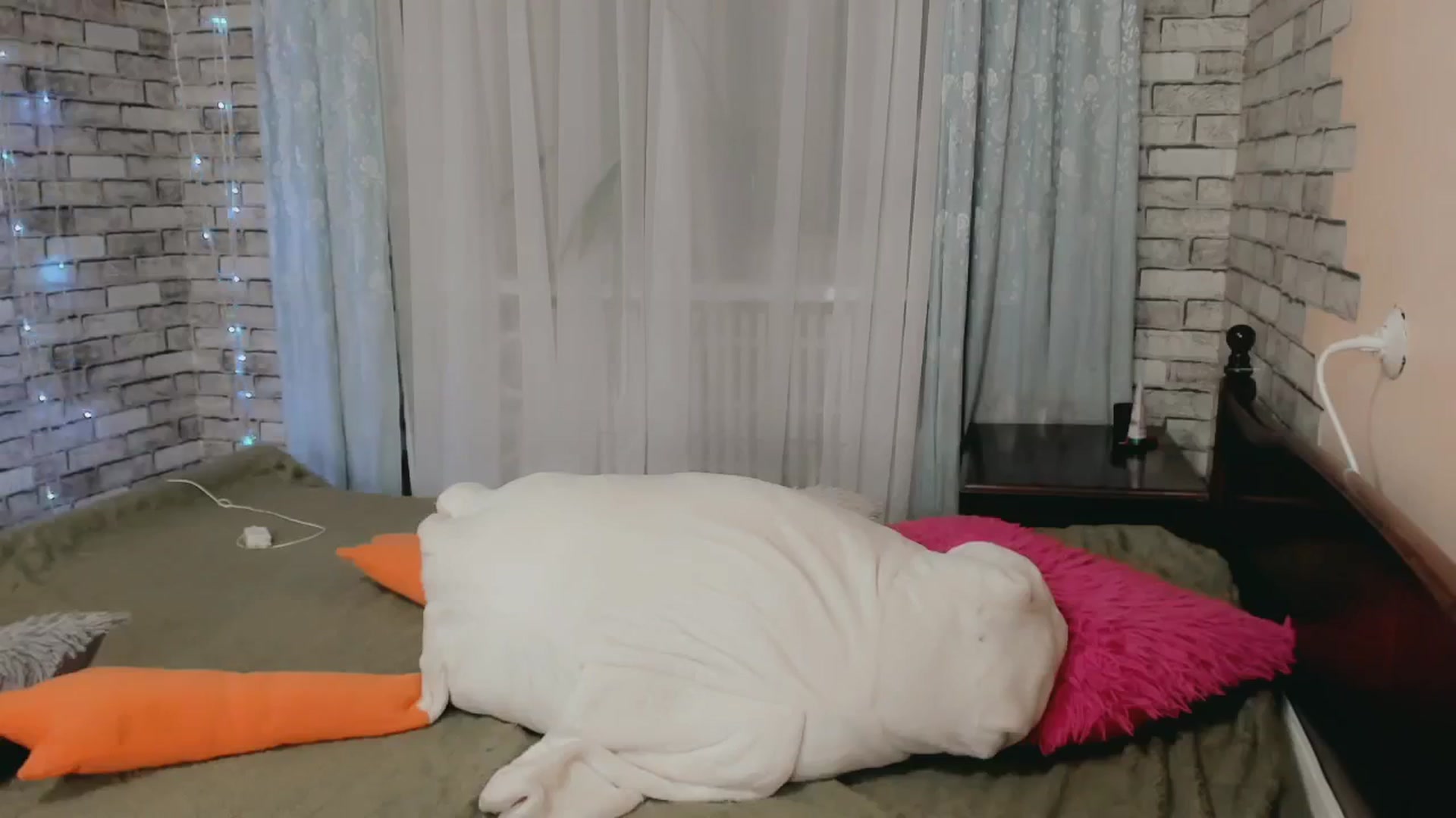 Gallery image thumbnail from Ambri_Lili's myfreecams stream on, 07/01/2024, 18:35 image 20 of 20