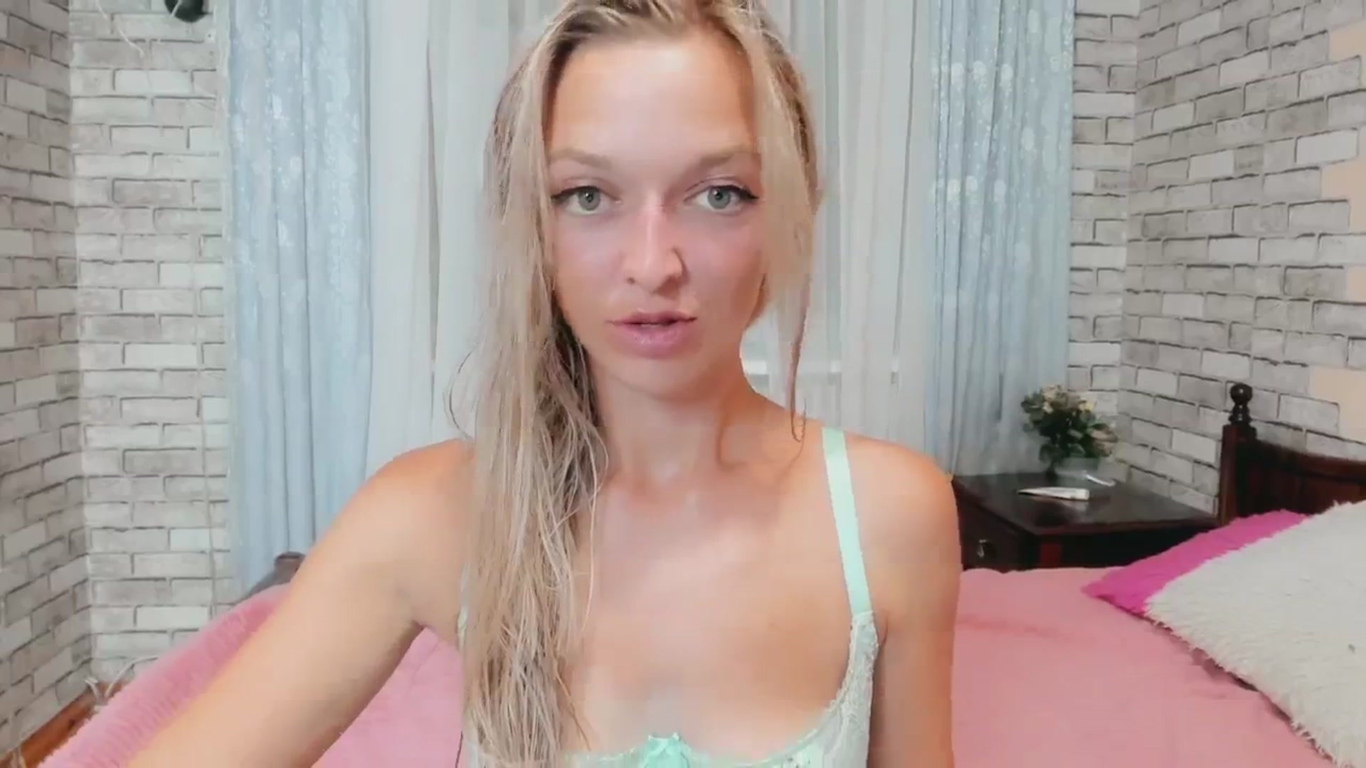 Gallery image thumbnail from Ambri_Lili's myfreecams stream on, 07/14/2024, 19:35 image 5 of 20