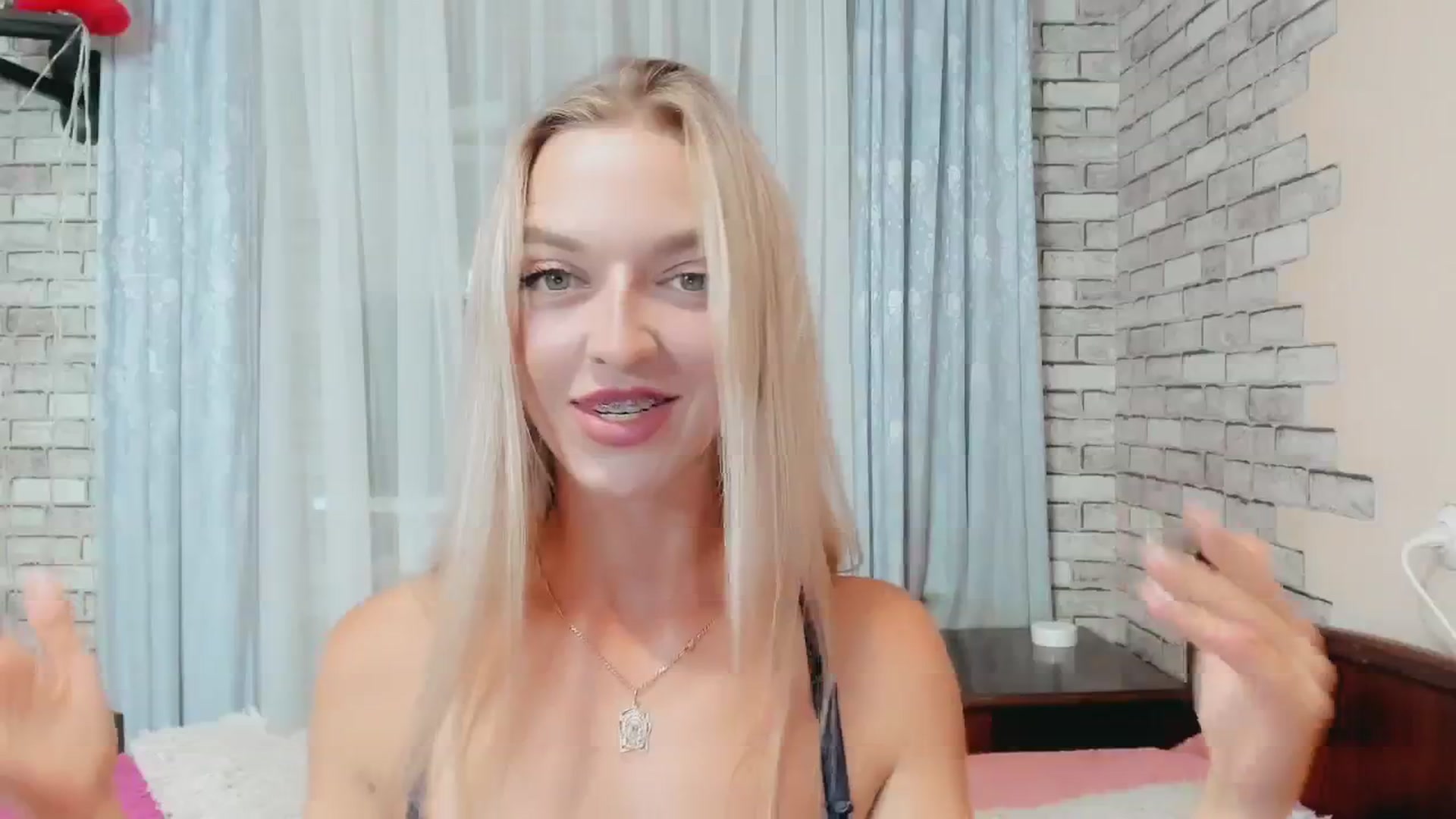 Gallery image thumbnail from Ambri_Lili's myfreecams stream on, 07/22/2024, 19:09 image 11 of 20