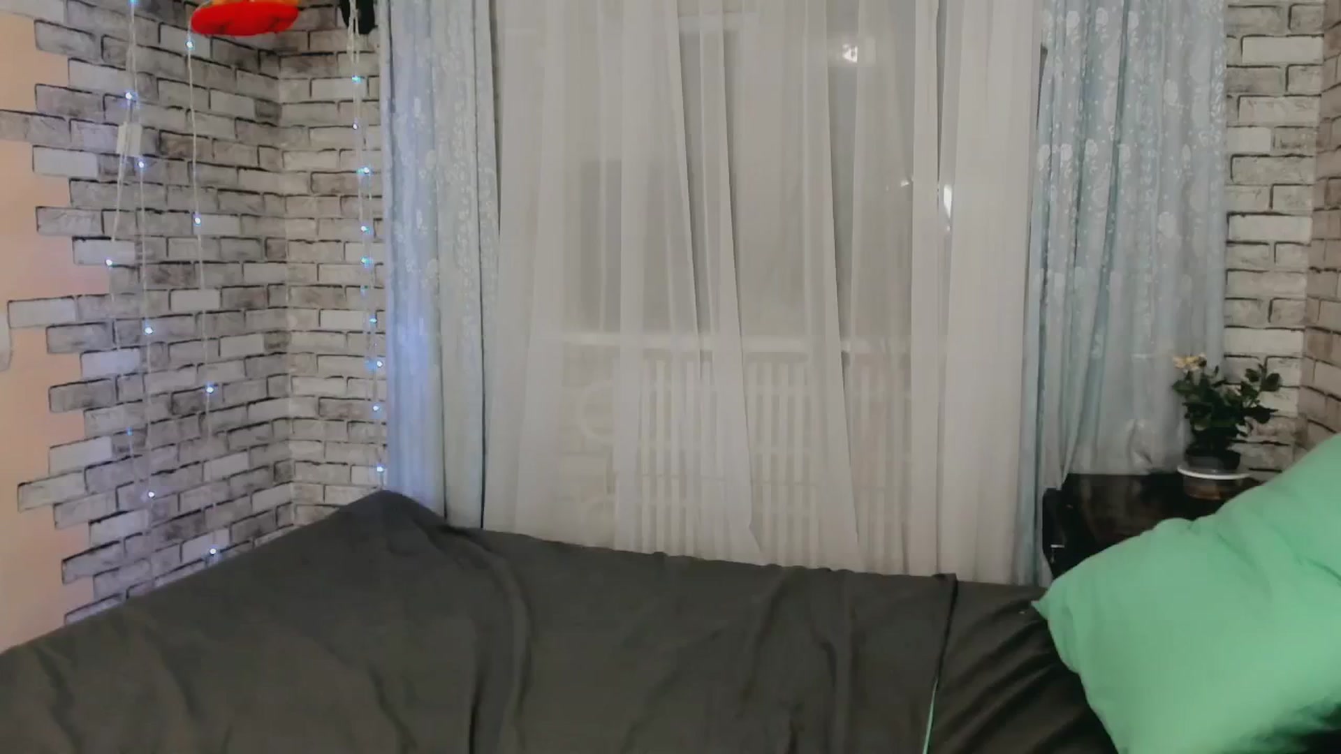 Gallery image thumbnail from Ambri_Lili's myfreecams stream on, 08/14/2024, 19:09 image 10 of 20