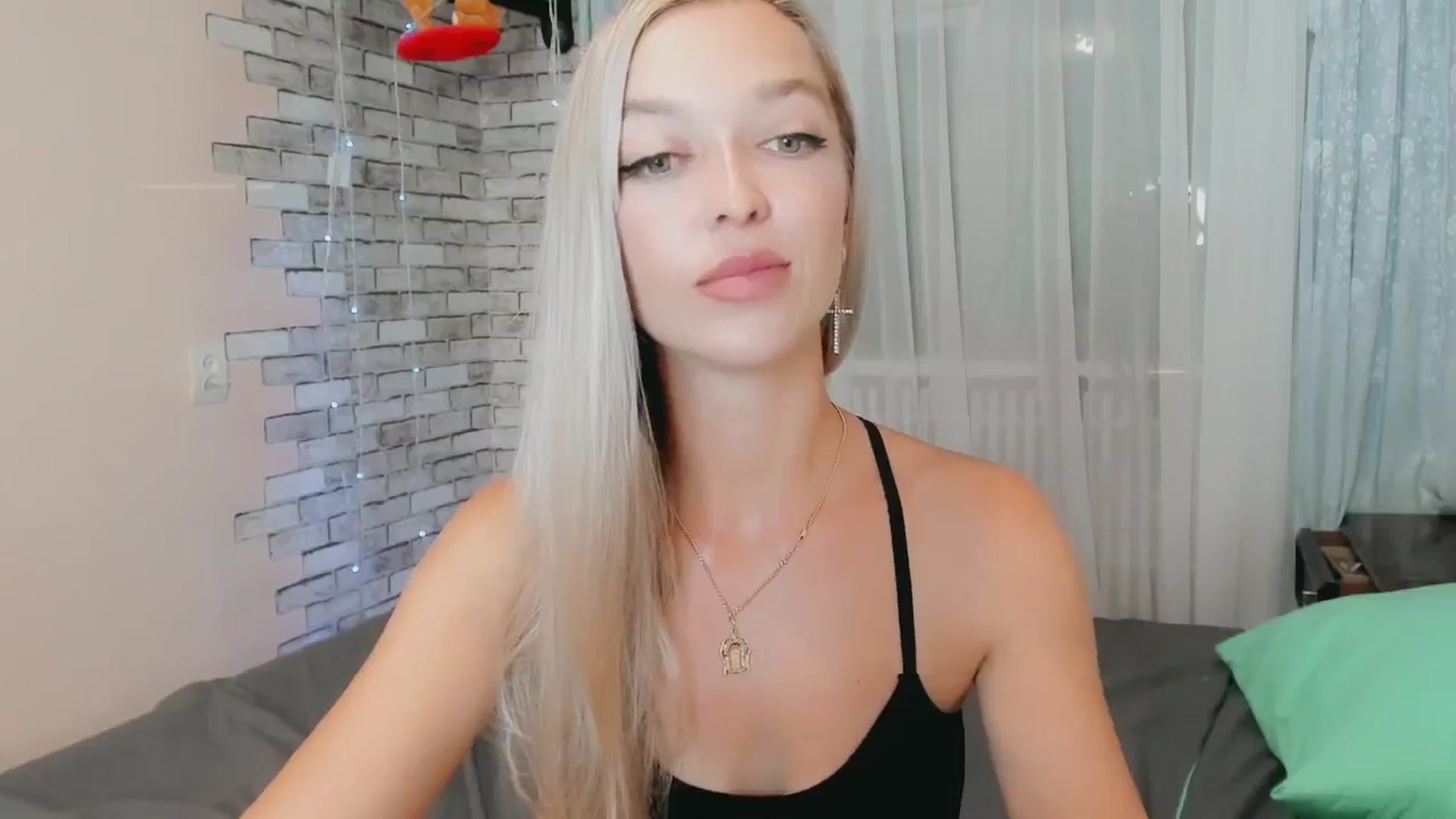 Gallery image thumbnail from Ambri_Lili's myfreecams stream on, 08/14/2024, 20:54 image 19 of 20