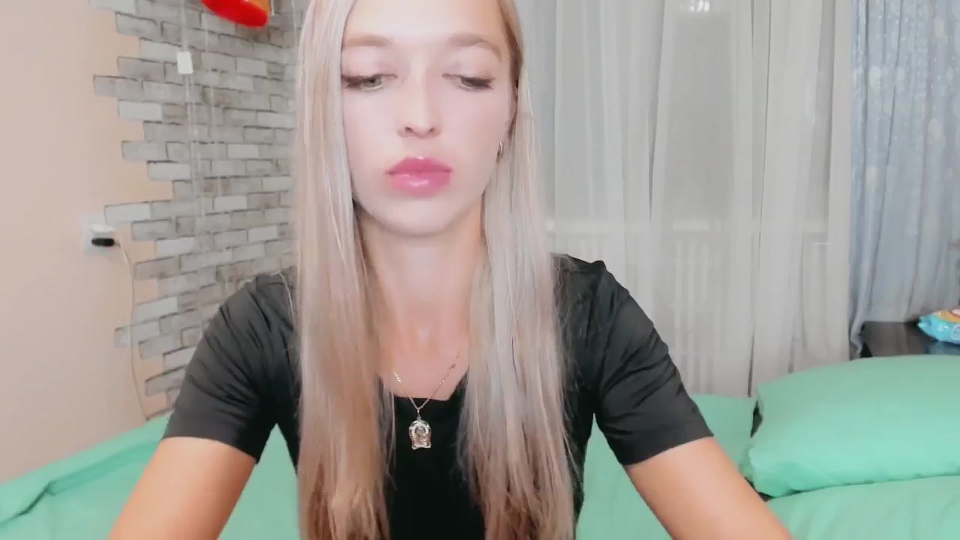 Gallery image thumbnail from Ambri_Lili's myfreecams stream on, 08/30/2024, 19:28 image 10 of 20