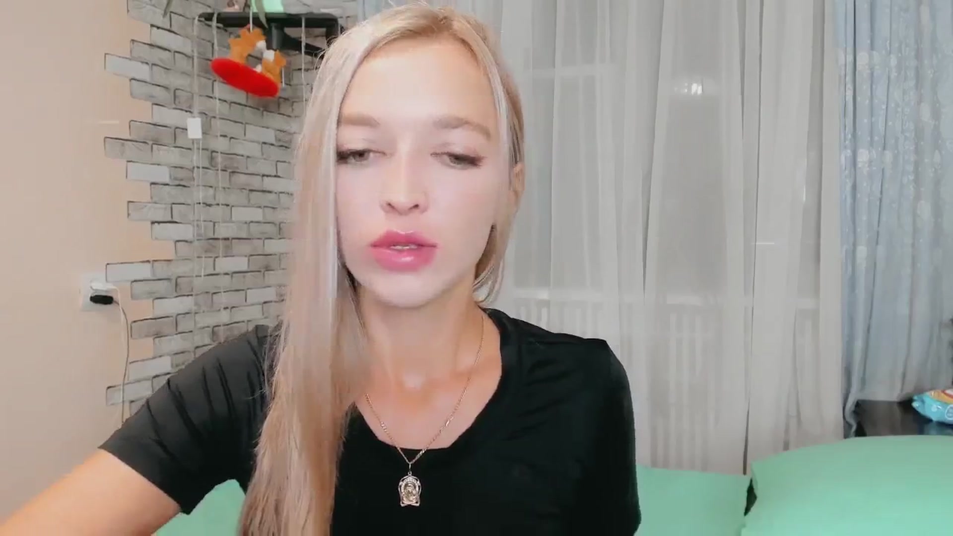 Gallery image thumbnail from Ambri_Lili's myfreecams stream on, 08/30/2024, 19:28 image 6 of 20