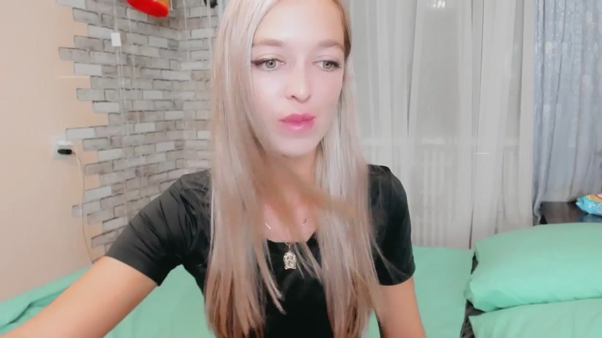 Gallery image thumbnail from Ambri_Lili's myfreecams stream on, 08/30/2024, 19:28 image 11 of 20