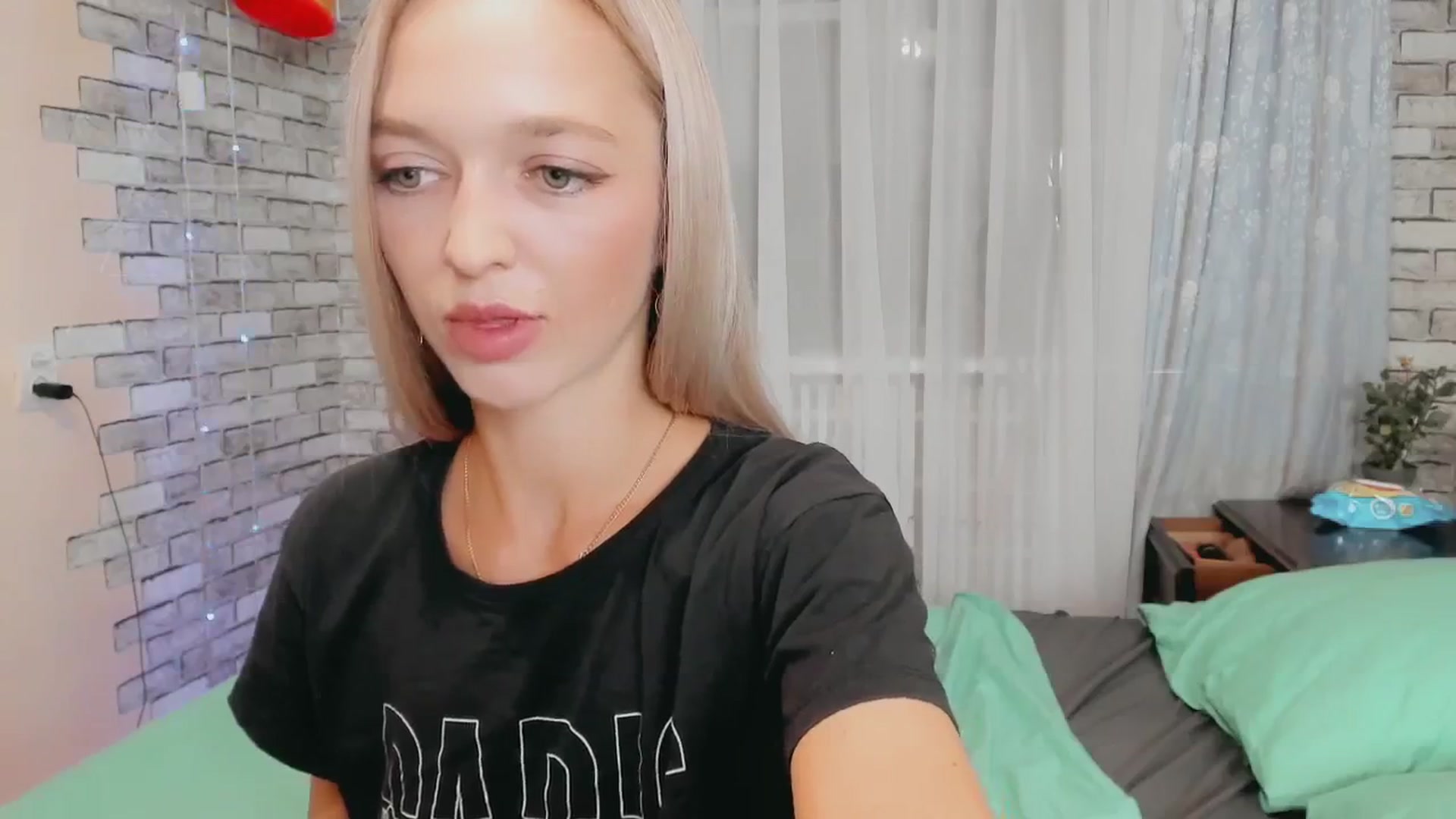 Gallery image thumbnail from Ambri_Lili's myfreecams stream on, 09/02/2024, 21:12 image 20 of 20