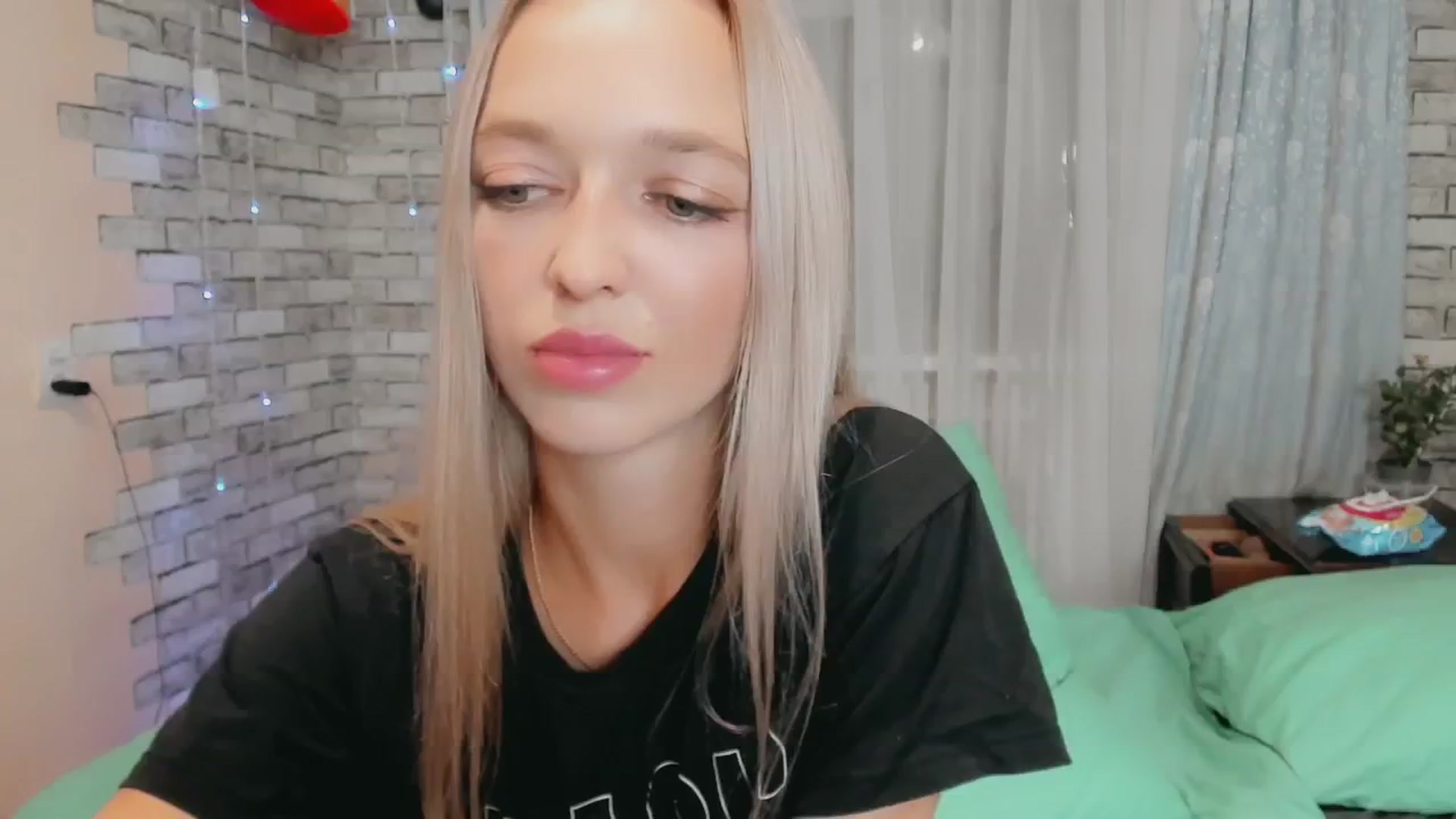 Gallery image thumbnail from Ambri_Lili's myfreecams stream on, 09/02/2024, 22:35 image 1 of 20